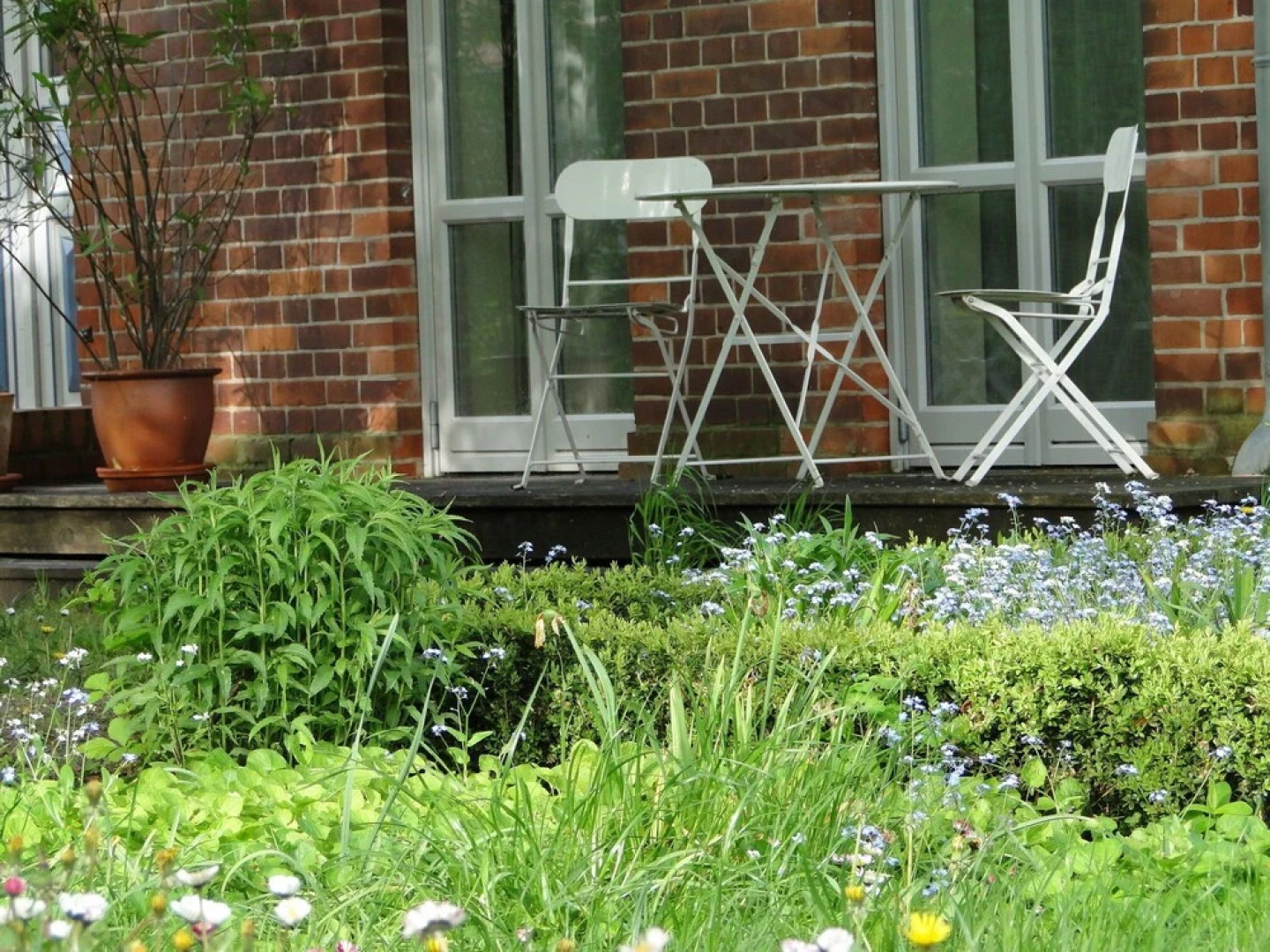 Spacious Apartment With Garden in Boisendorf