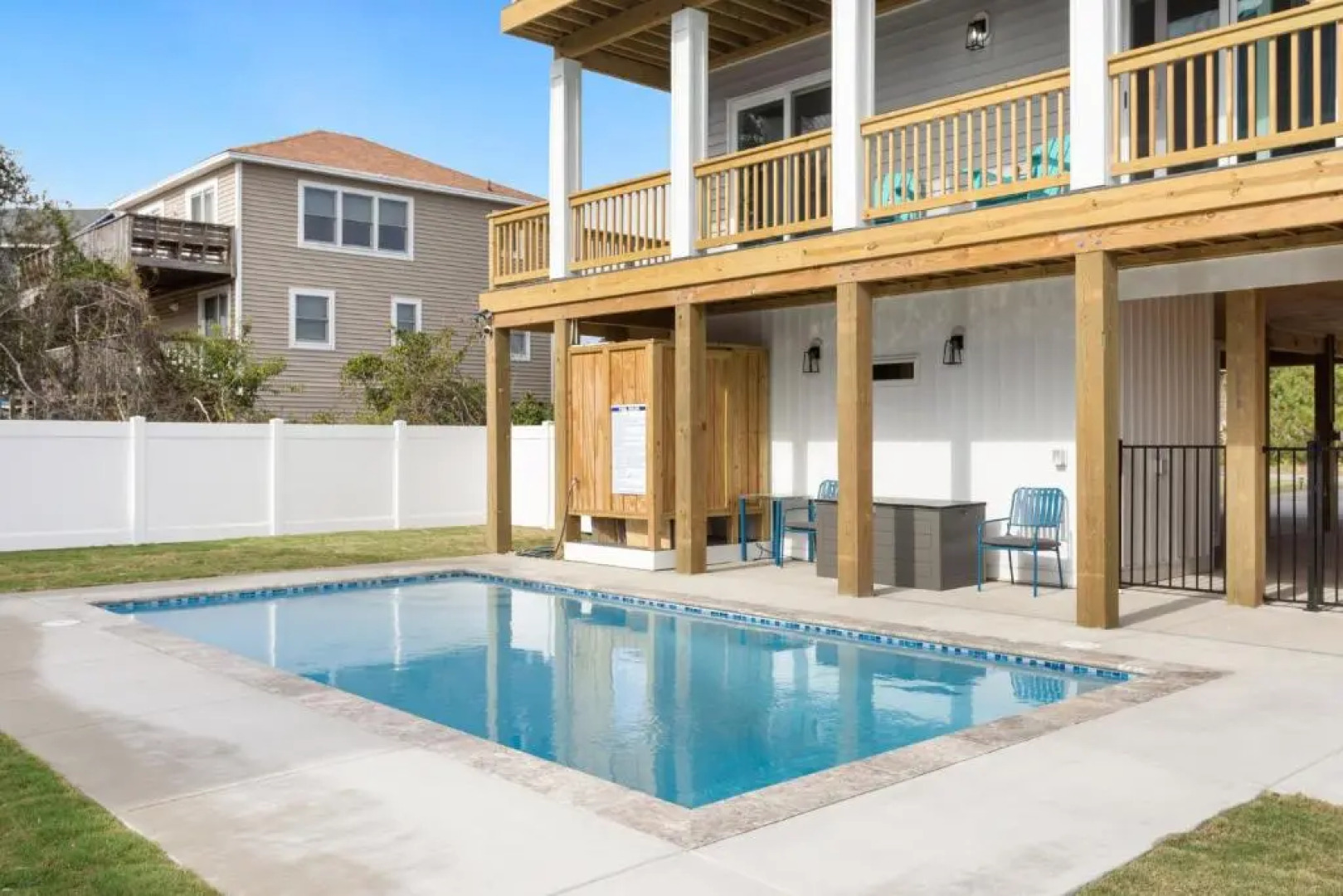 1688 Beach Wood 3 Min Walk to Beach