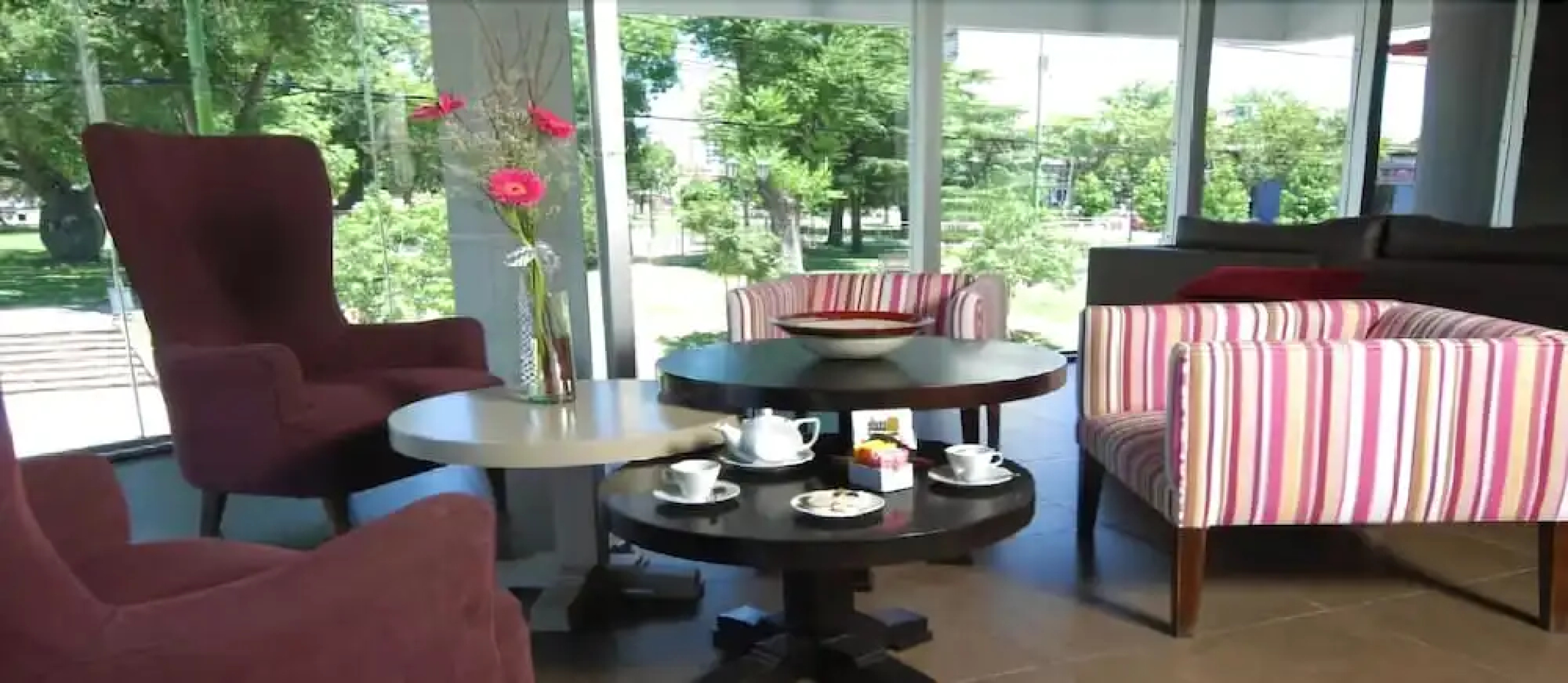 Plaza Suites Campana