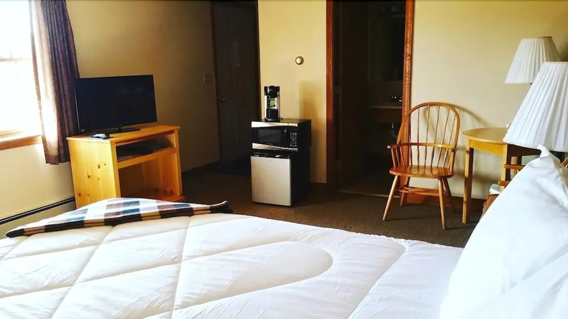 Spillover Motel and Inn