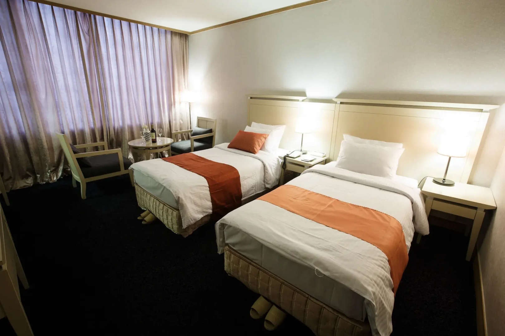 Queen Vell Hotel & Wedding