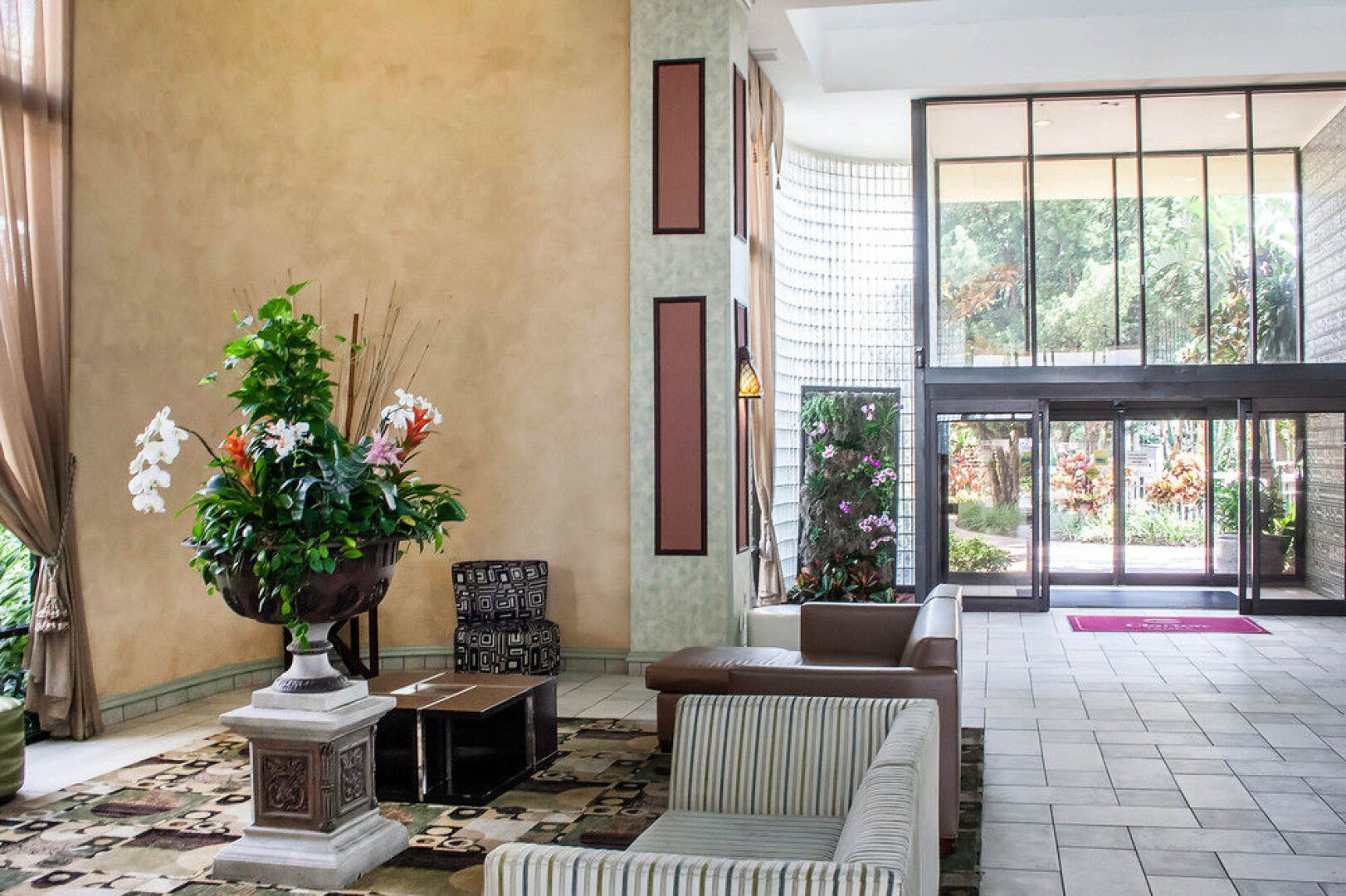 Clarion Hotel & Conference Center Tampa