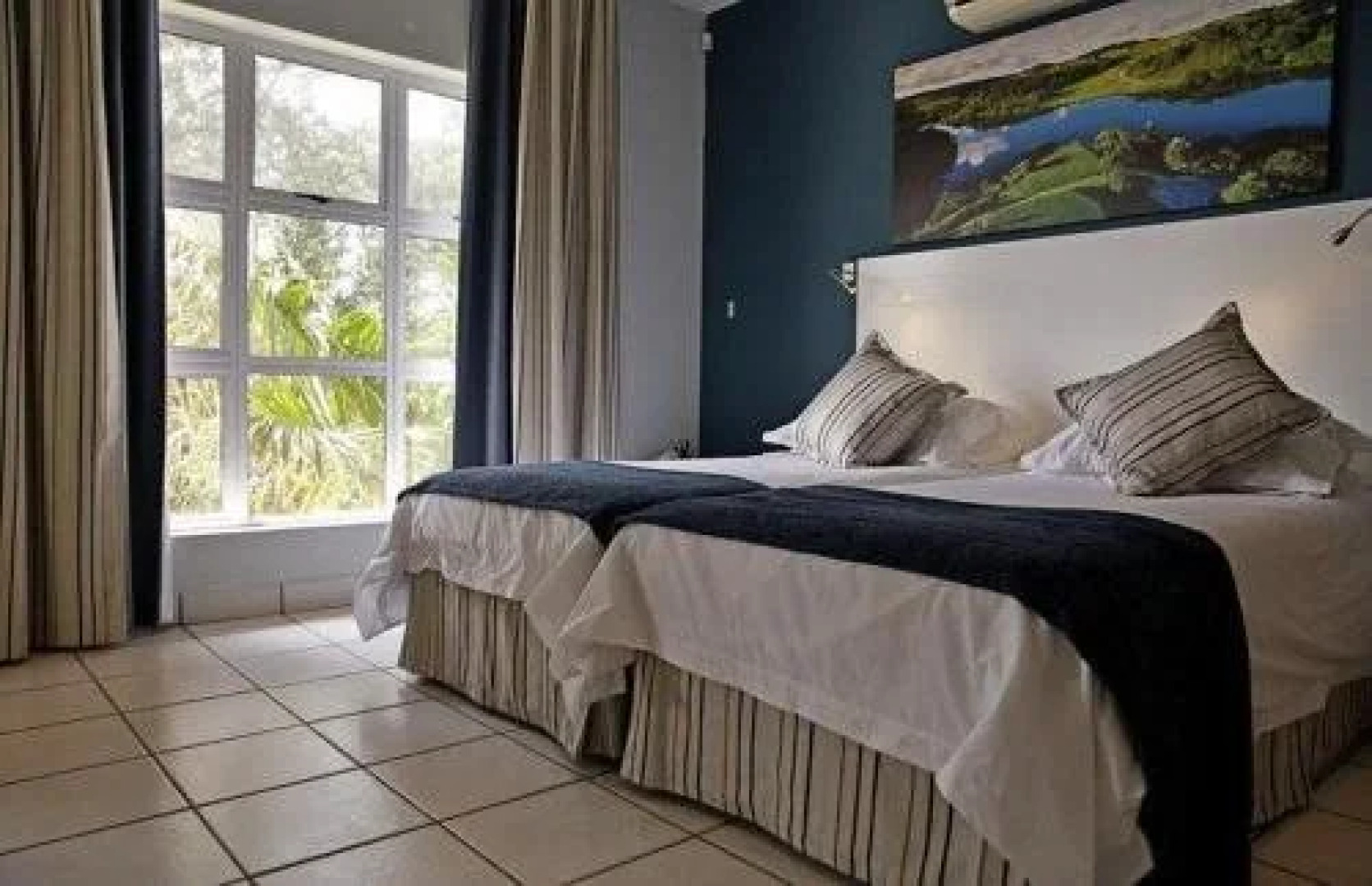 Albatross Guest House