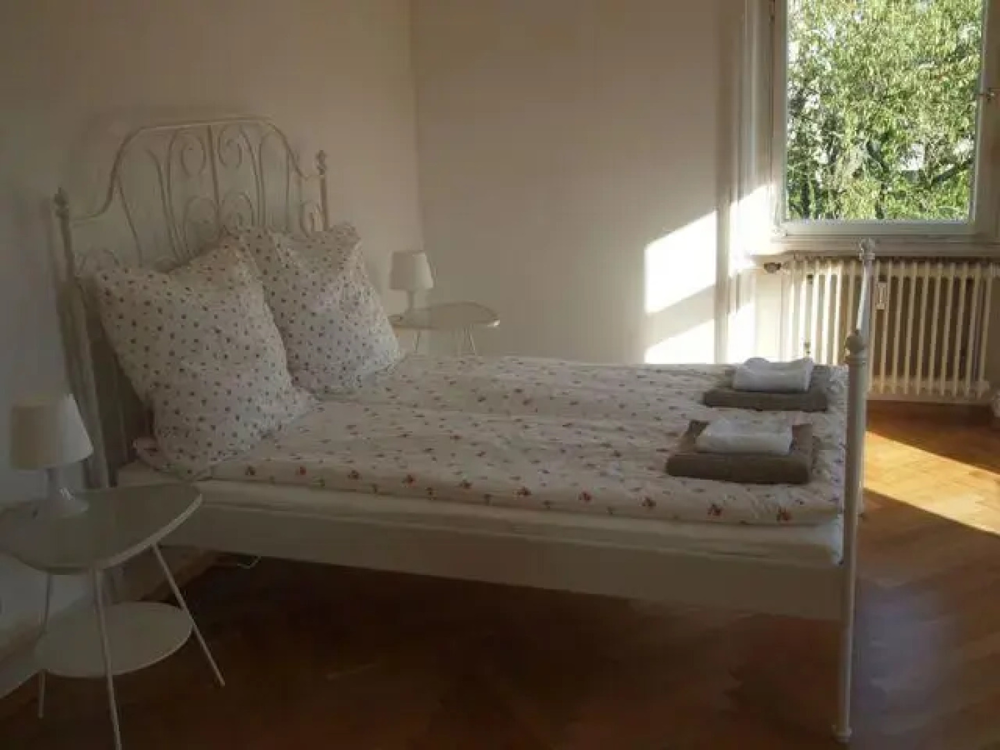 Stilvolle Wohnung mit Garten