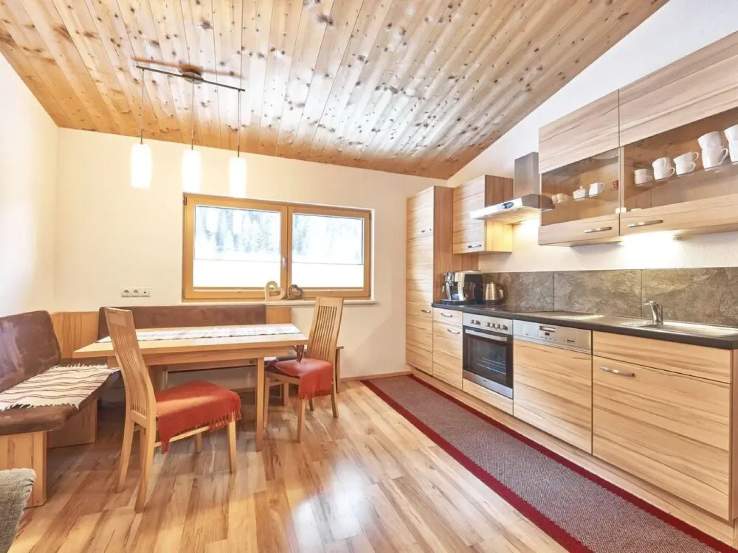 Agnesn, Apartmenthaus