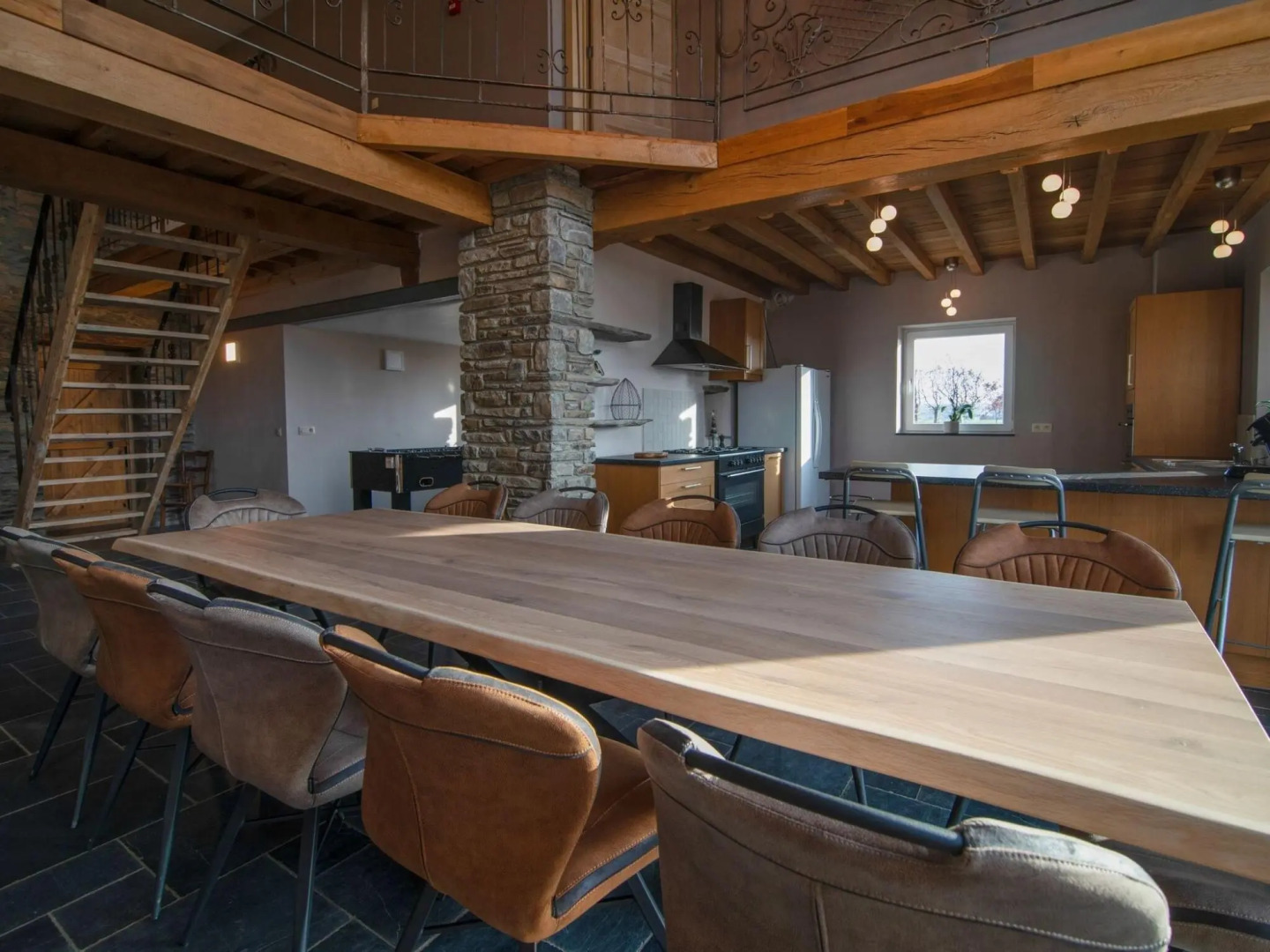 Very spacious house with sauna, spa and countryside views