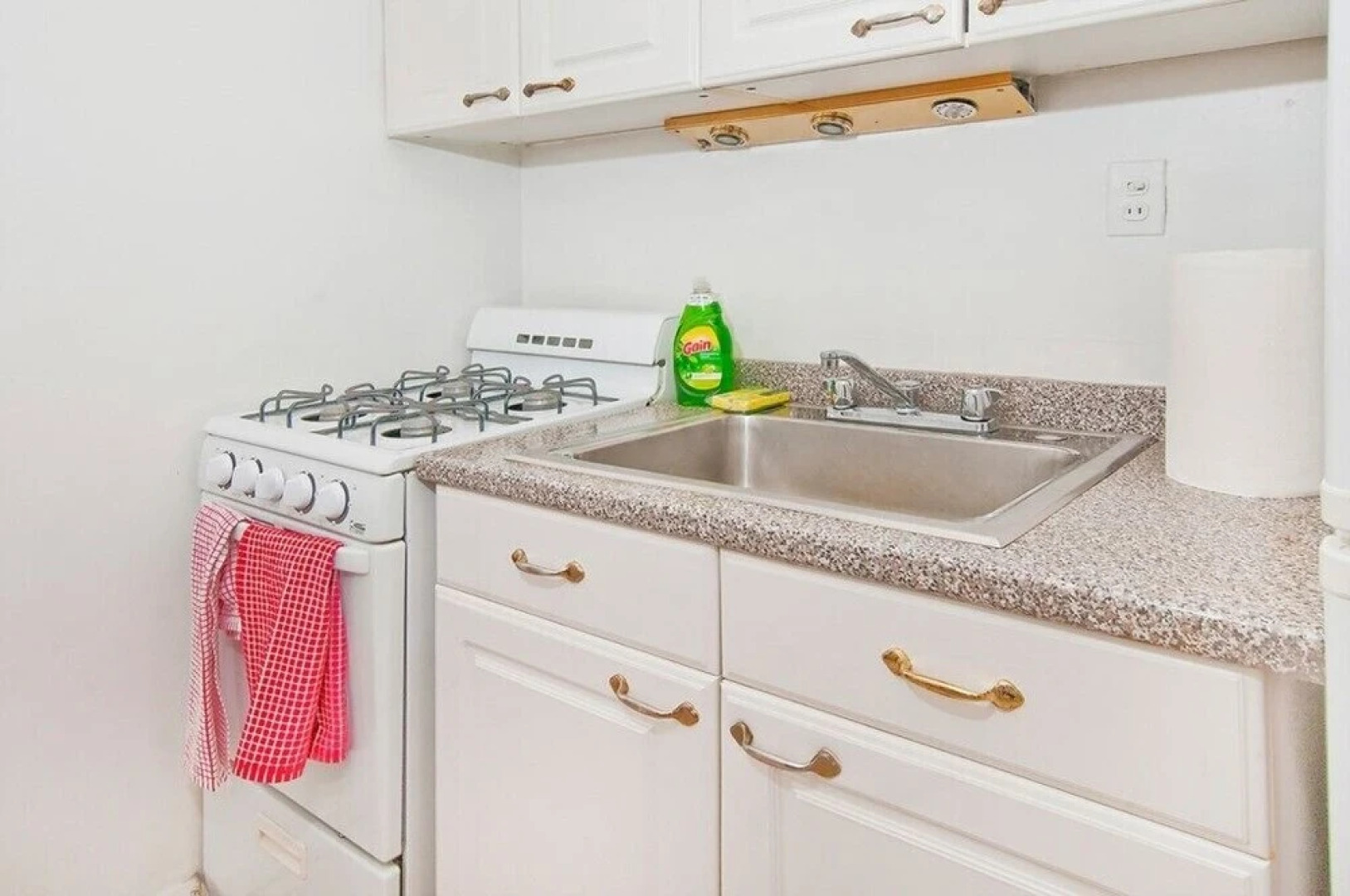 Lovely Studio on Upper East Side