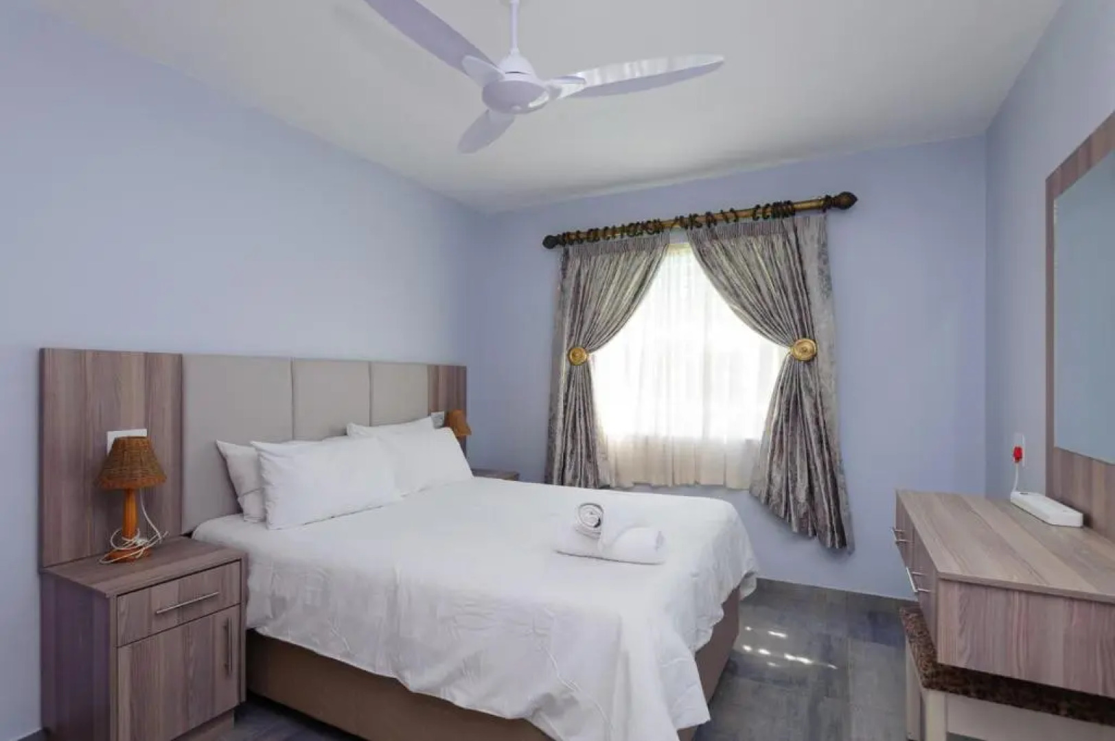 Chakas Cove 38 - LOAD SHED FREE