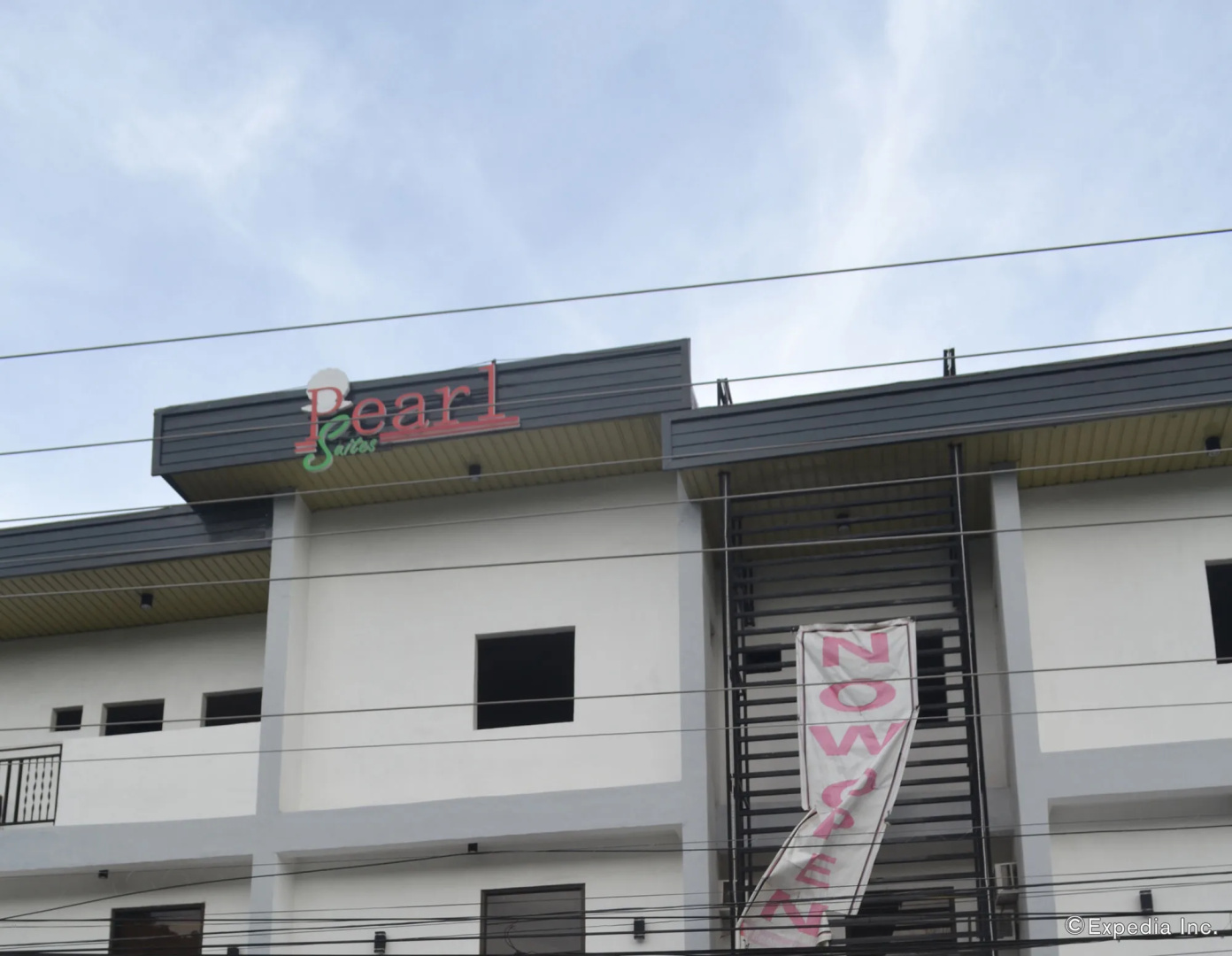 Pearl Suites