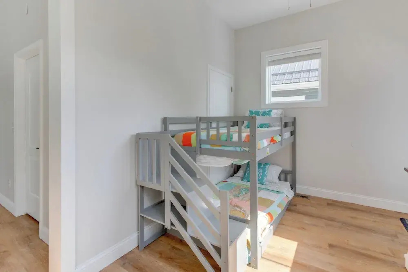 Steps to Buckeye Lake: Family-friendly Home
