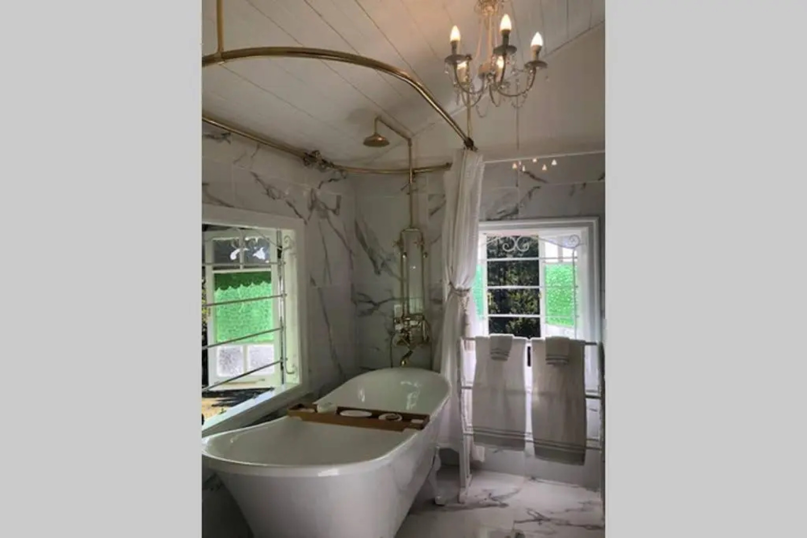 Maleny Country House - Queenslander on Acreage