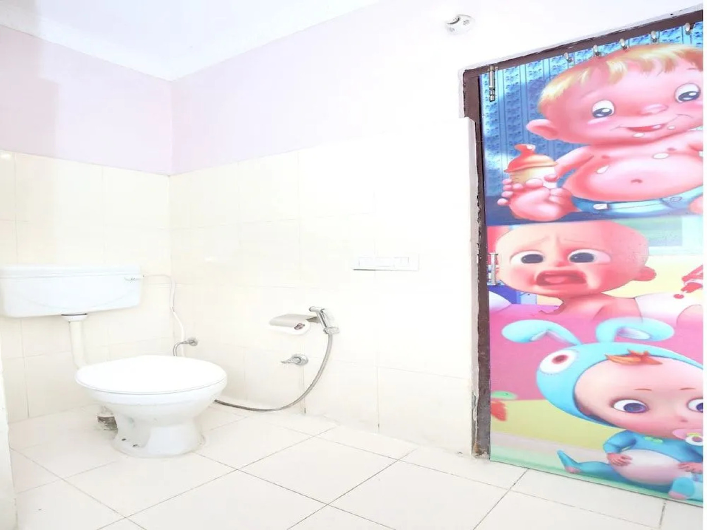 OYO 1357 Hotel Seemaz