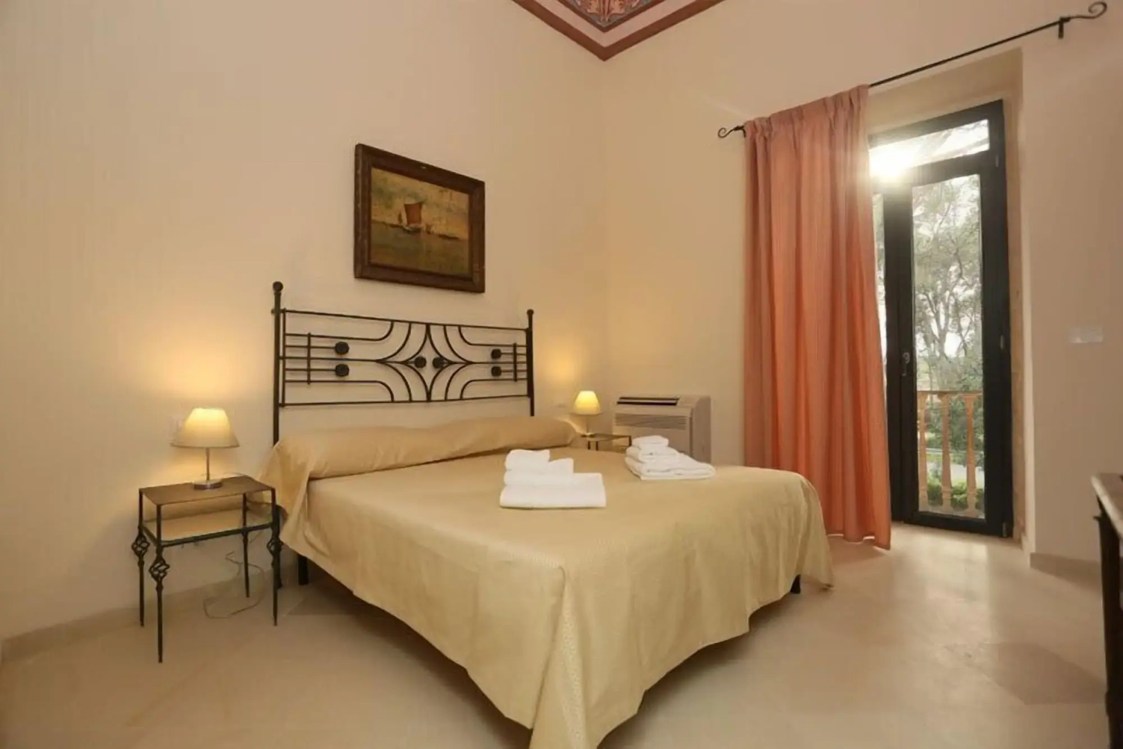 Villa Lucrezio Resort