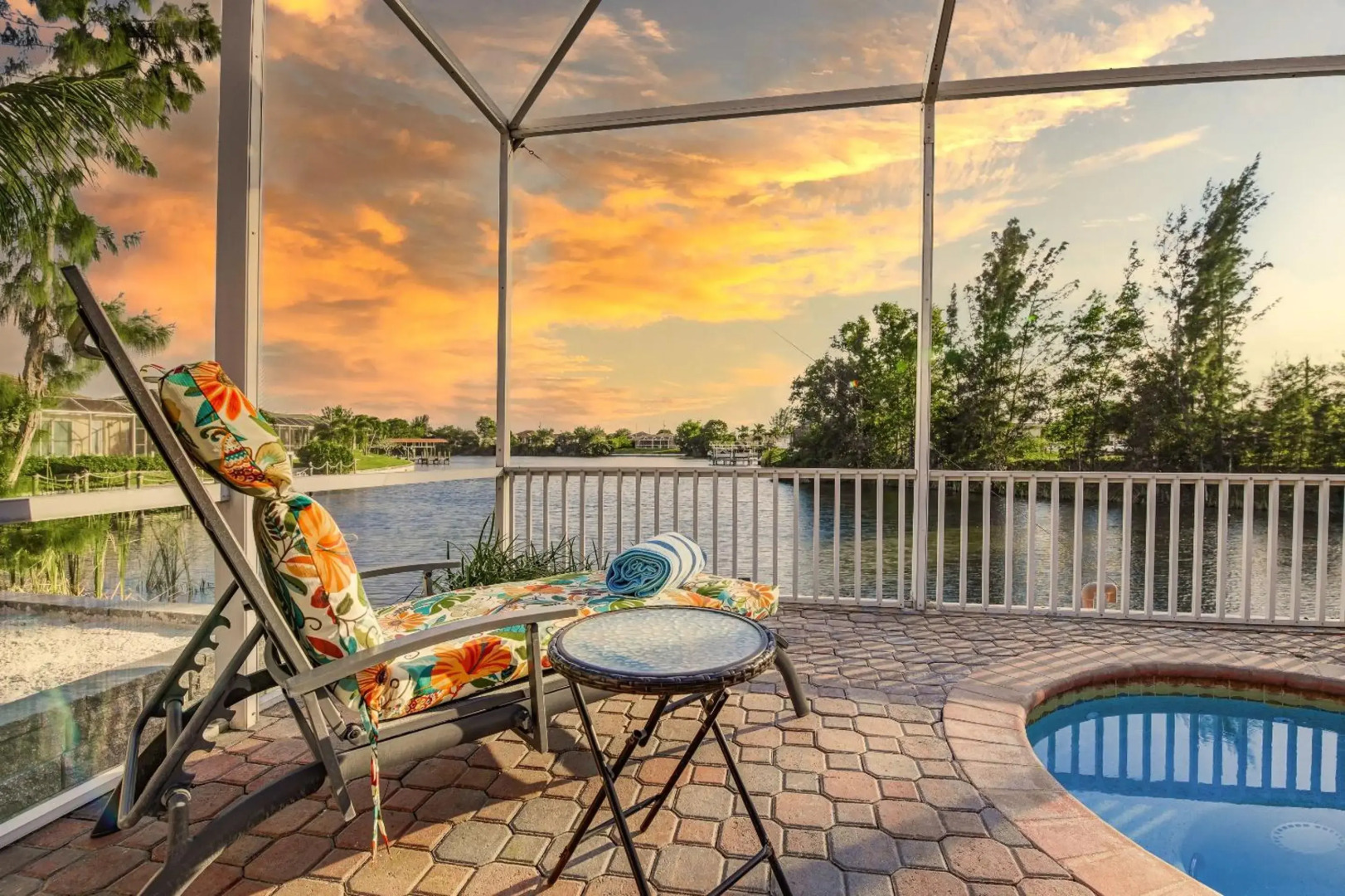 Villa Key Largo - Heated Pool & Spa, Private Beach, with Bicycles - Roelens Vacations