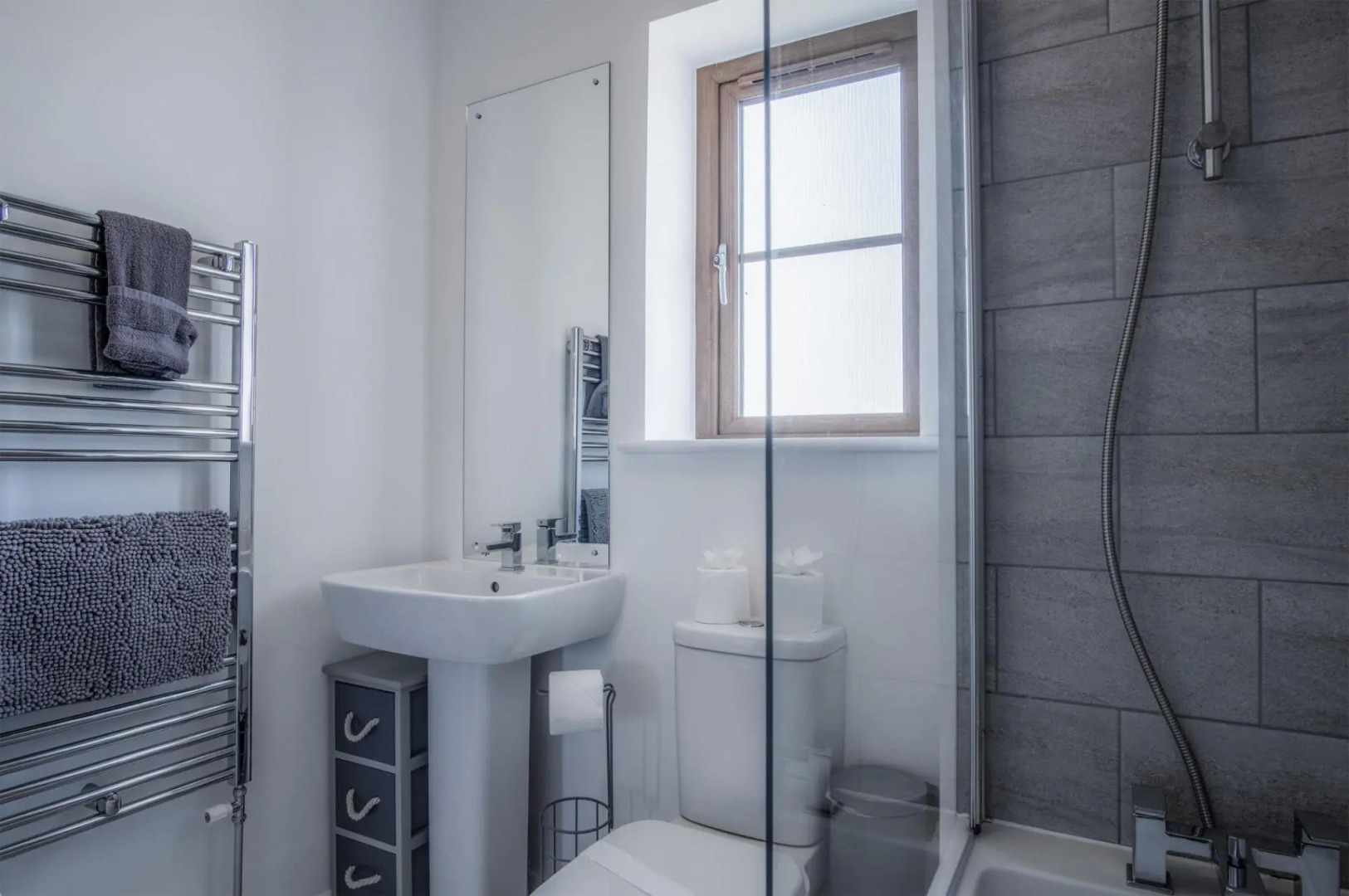 Johnnys Cove - 2 Bedroom Holiday Home - New Hedges