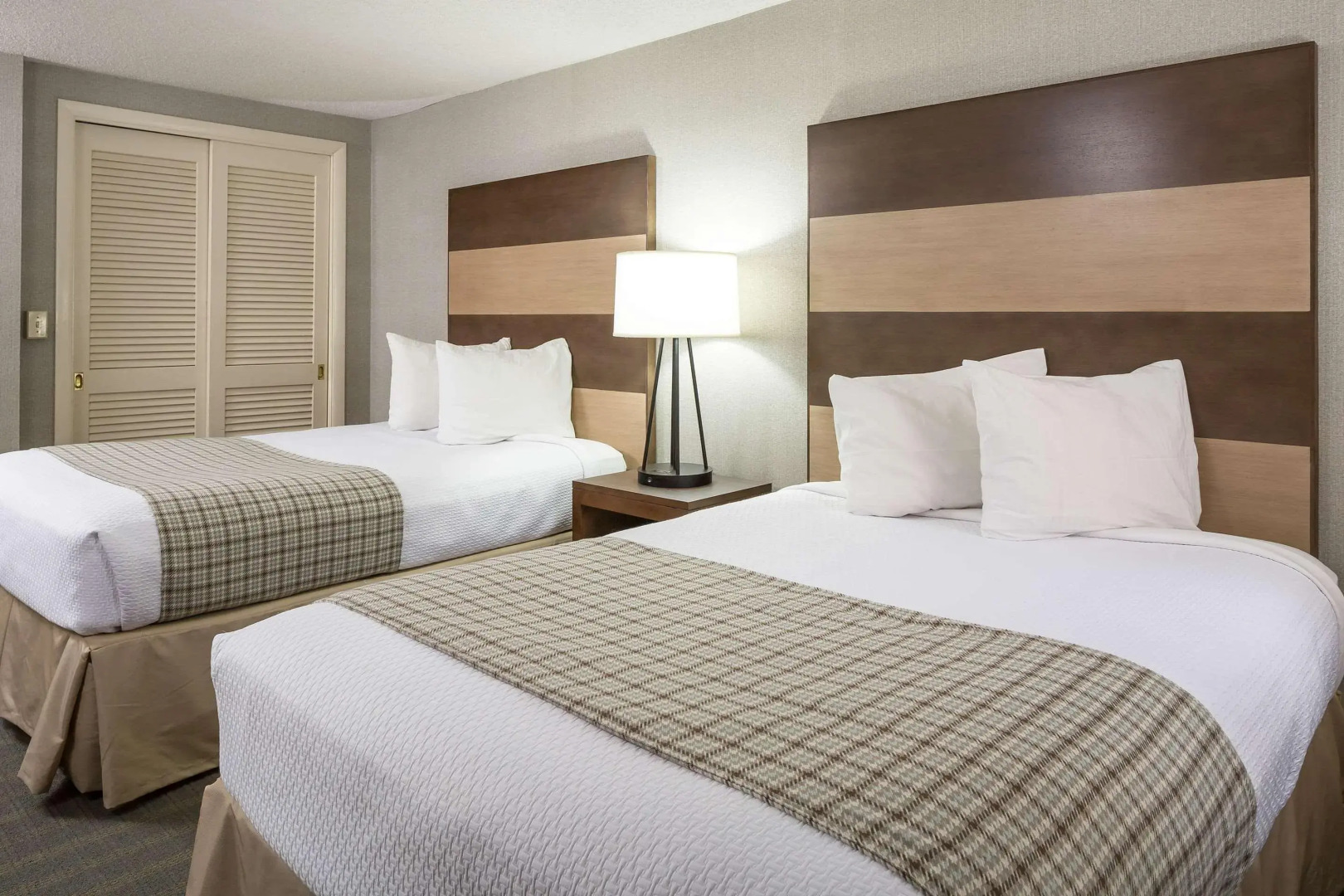 Bluebird Cady Hill Lodge