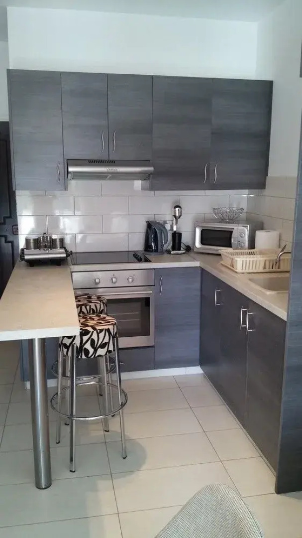 Green Valley Modern Studio