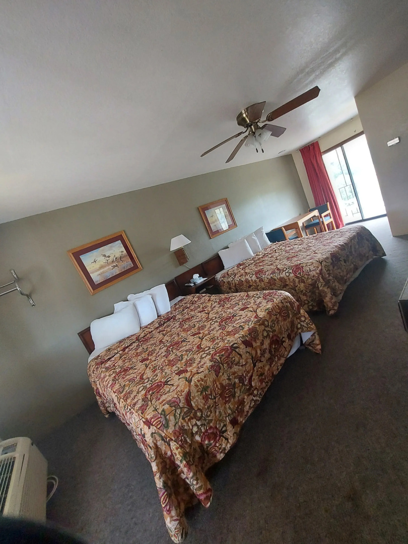 Riverview Cabins