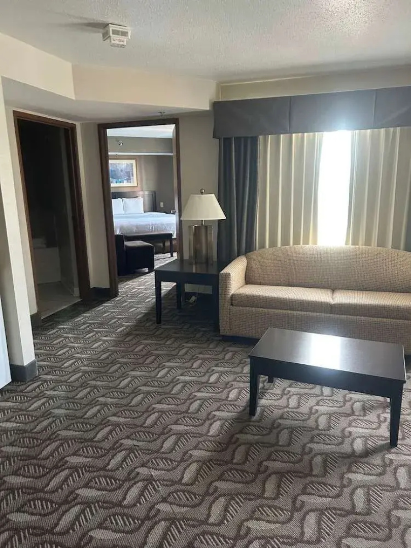 Quality Inn & Suites