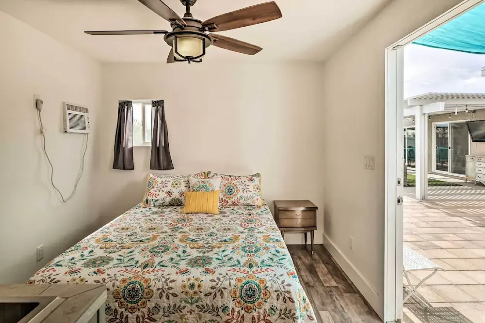 Lake Havasu Getaway w/ Private Pool & Hot Tub