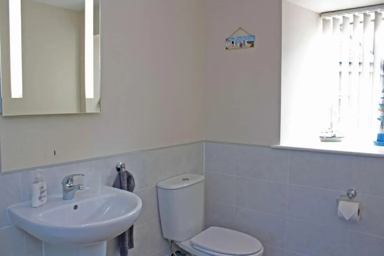 Apartment 8, The Granary