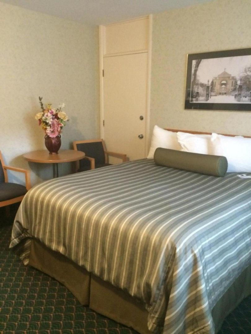 Travelodge by Wyndham Winnipeg East