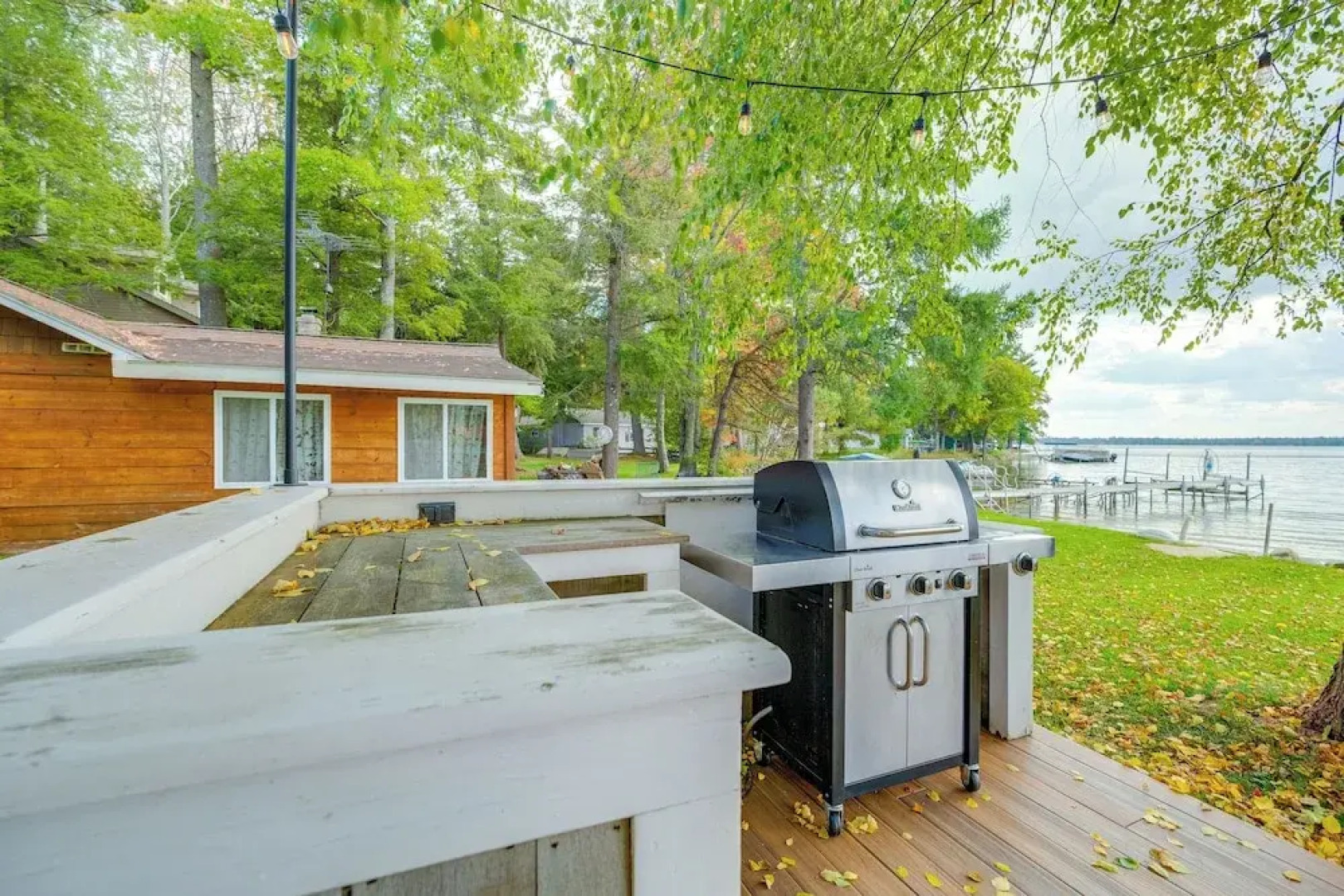 Kalkaska Retreat: Private Hot Tub, Dock, Fireplace