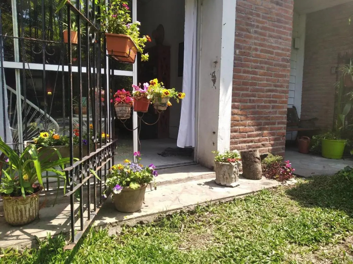 Grace’s House, Ezeiza Airport