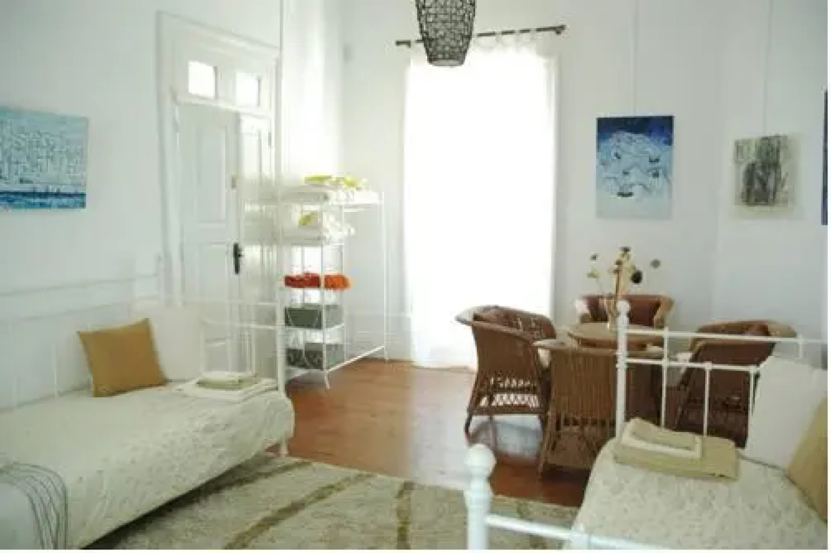 Roses Village - B&B - Porto Beach (Pool, Wifi and Garden)