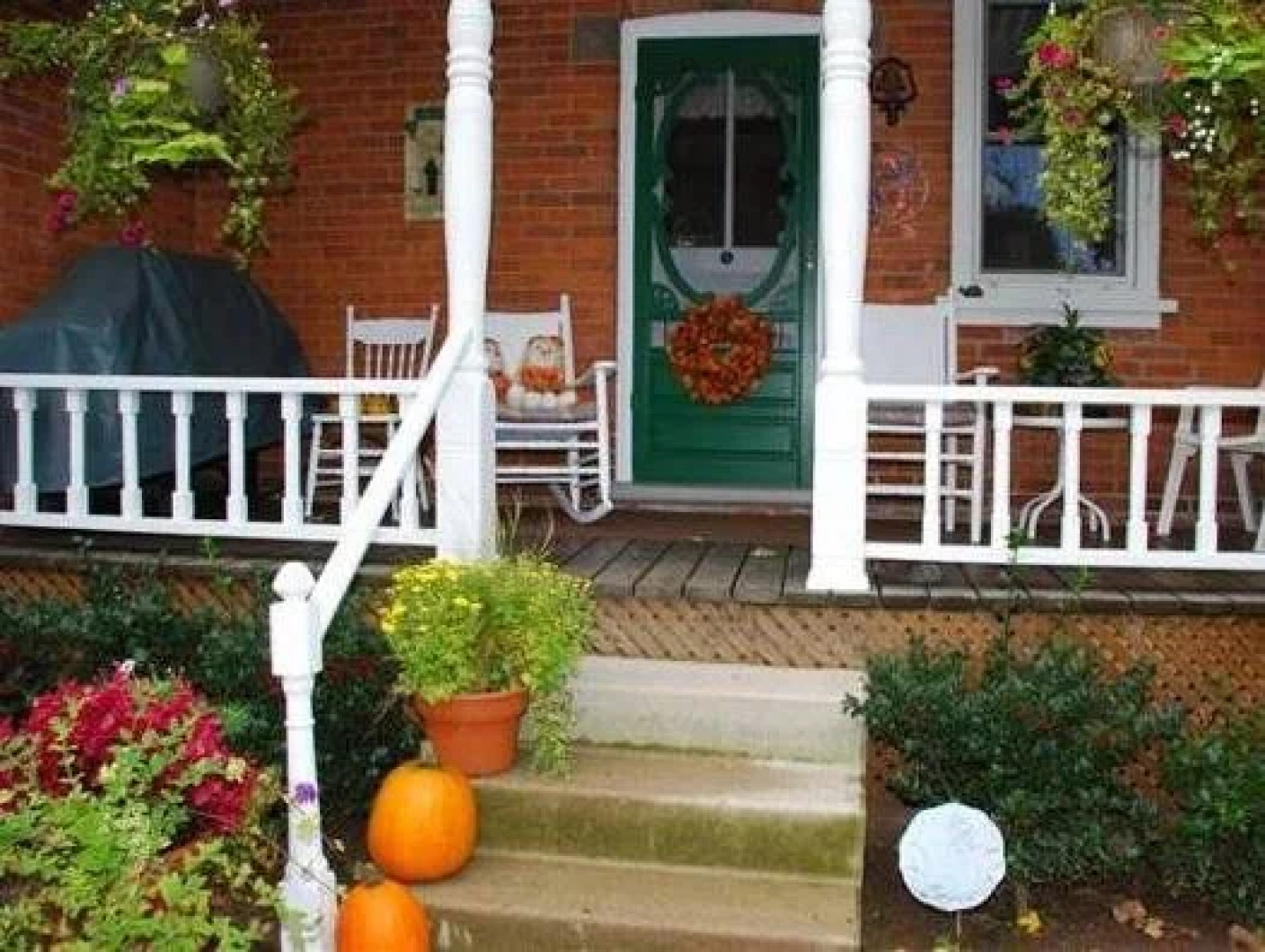 The Country Doll House B&B