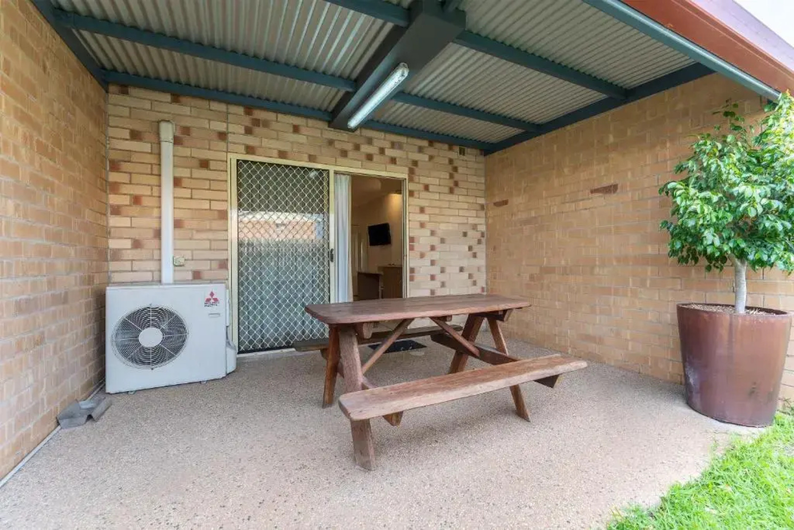 Comfort Inn Midlander Emerald