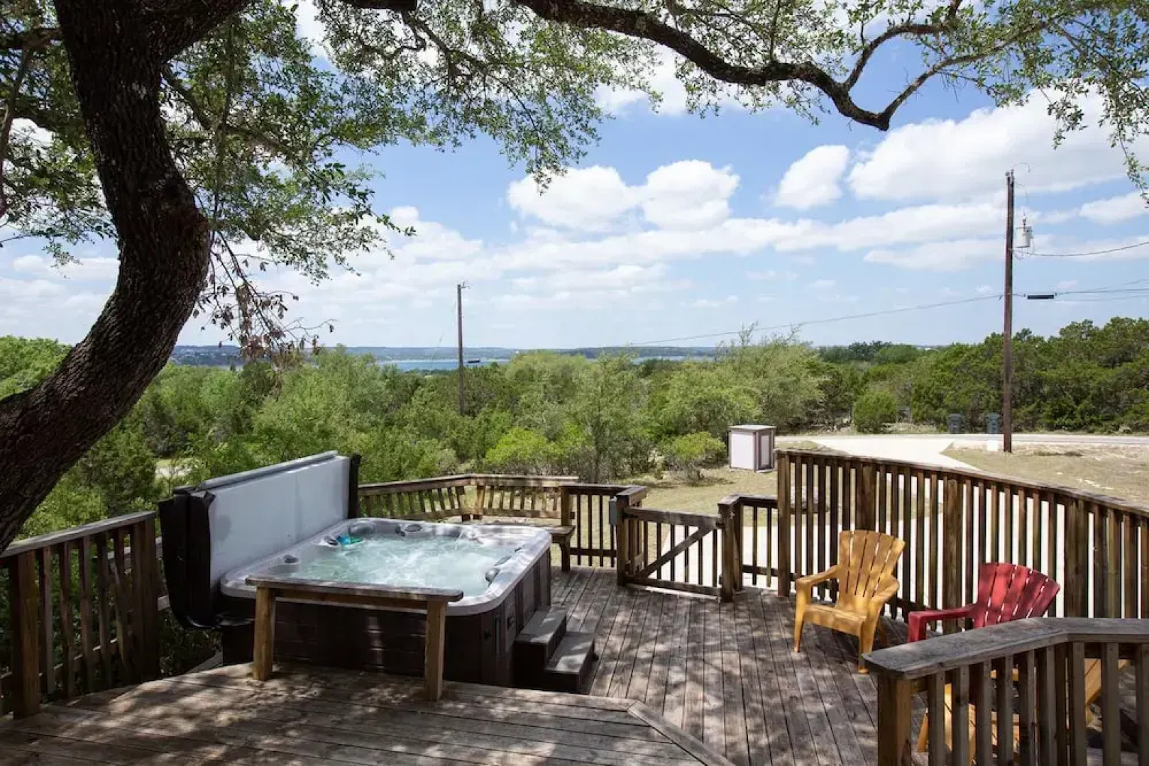 At Canyon Lake CL1233 3 Bedroom Villa by RedAwning