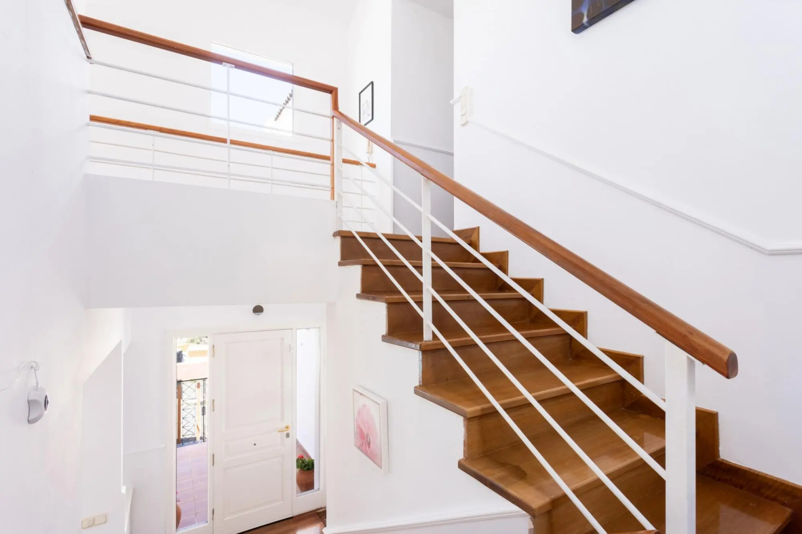 Home2Book Stunning Villa Raquel, Pool & View