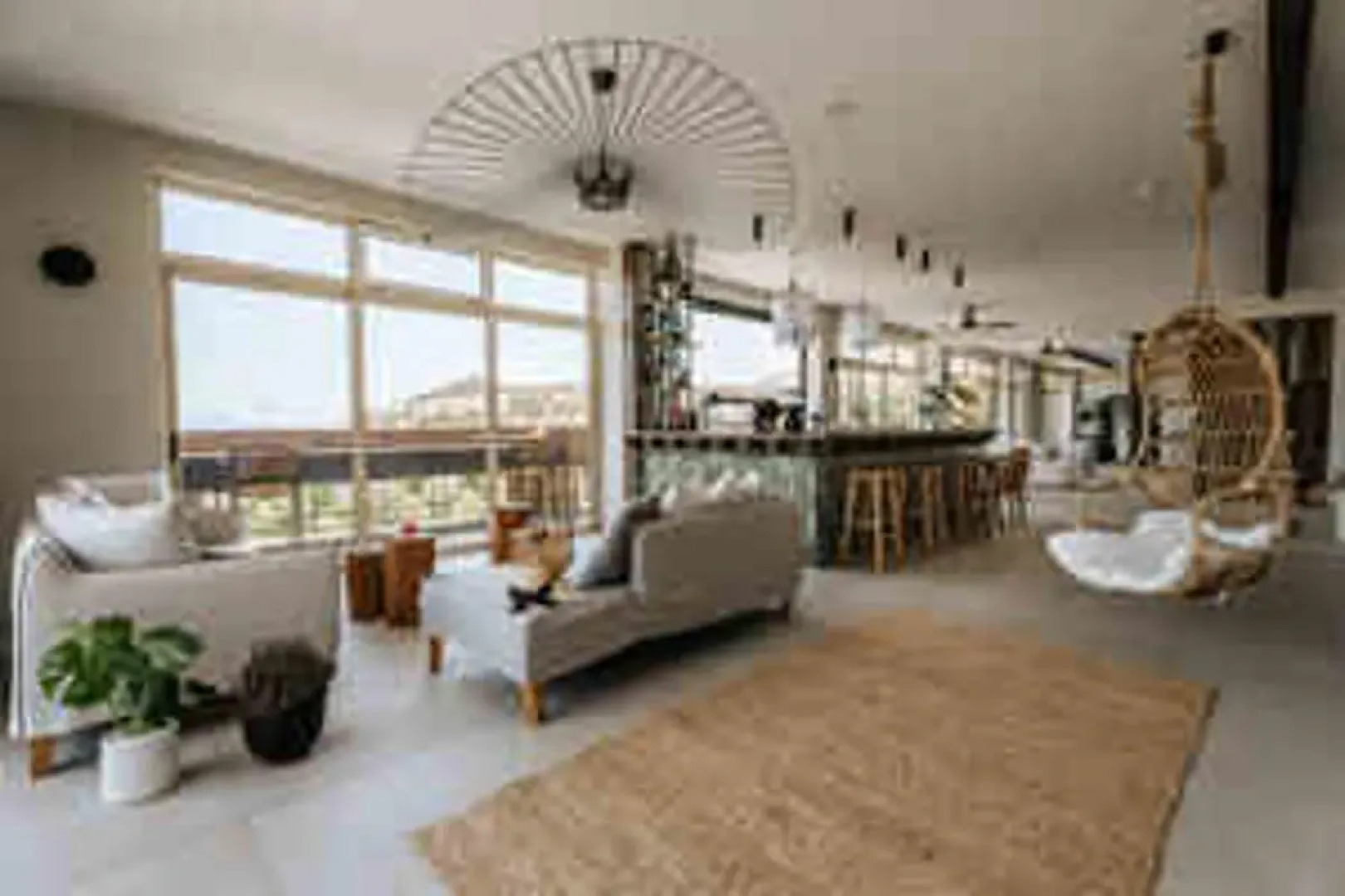 Paralos The Maxine - Adults Only