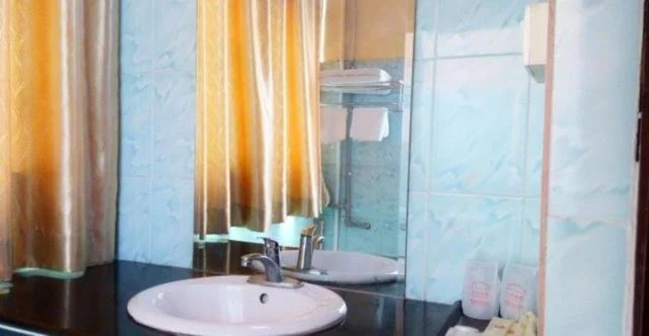 Laian Business Hotel