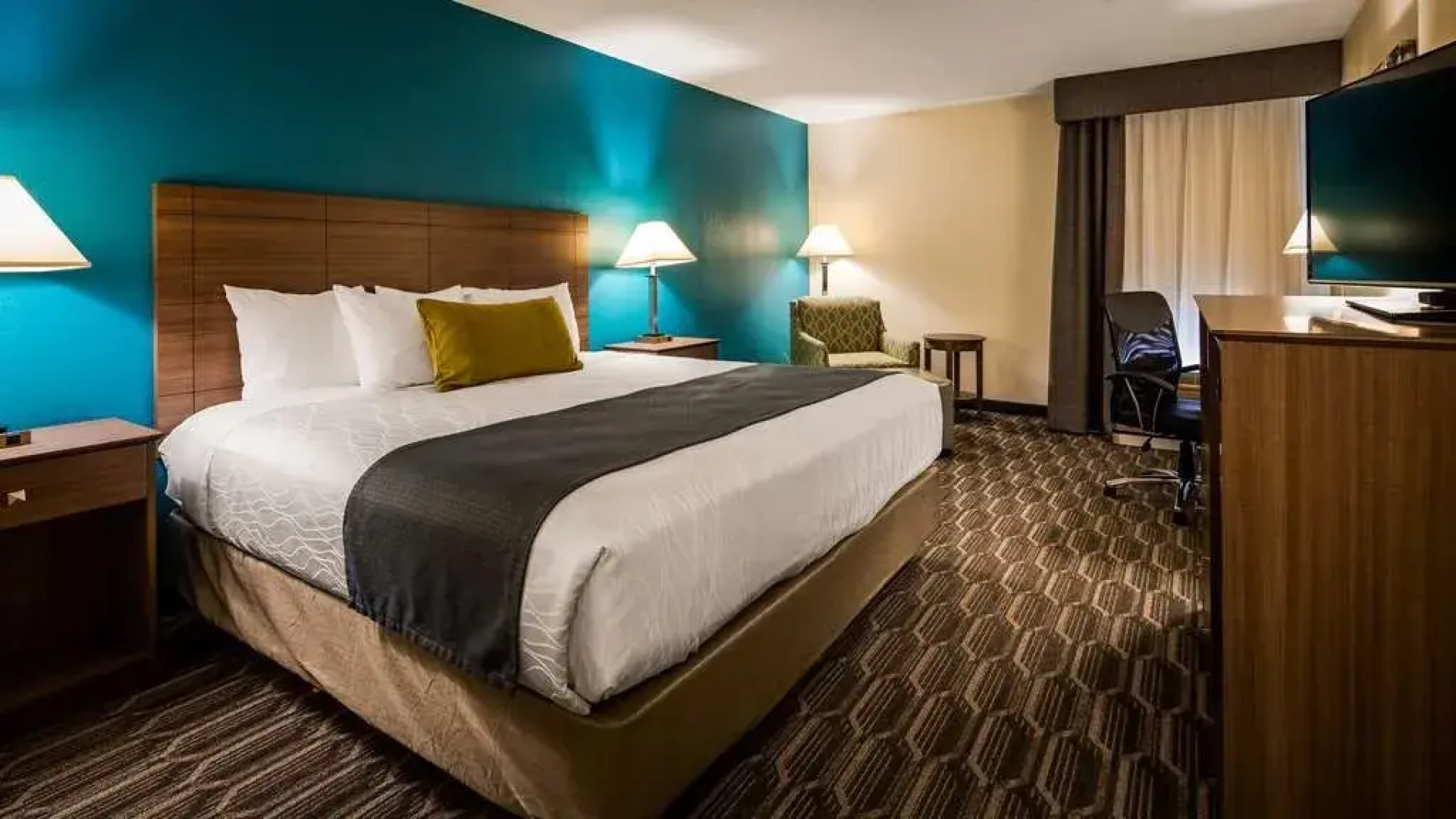 Best Western Yadkin Valley Inn & Suites