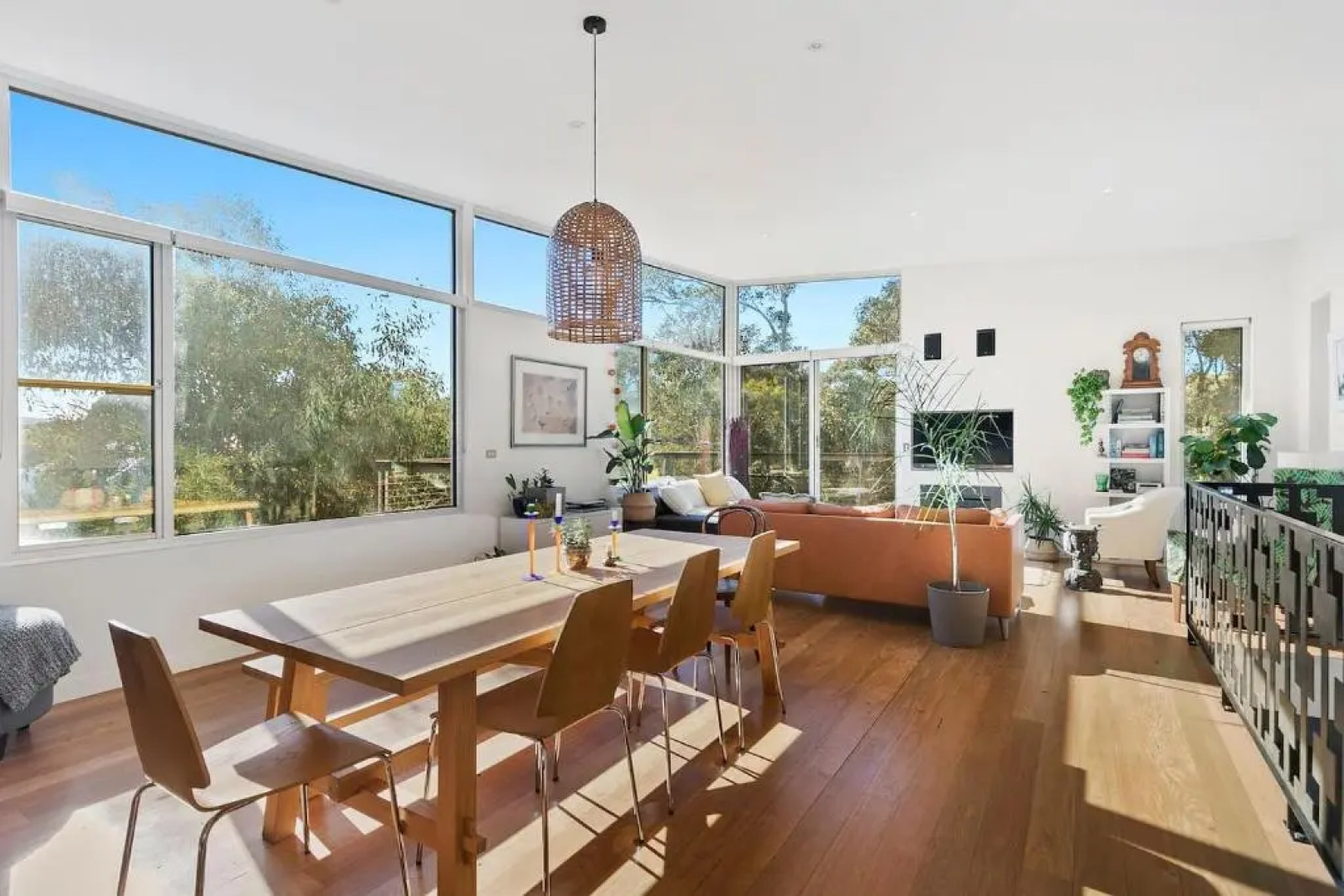 Bristlebird - Beach 650m, Pets, Fireplace, Linen, 4 bdrm, WiFi