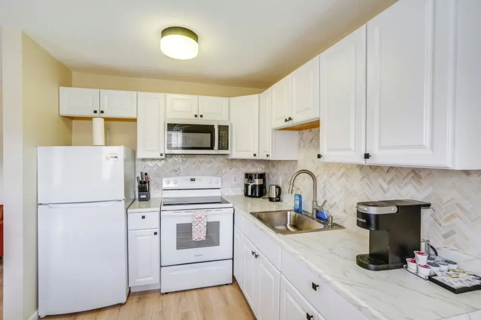 Cozy Catskill Condo - 2 Mi to Windham Mountain Ski