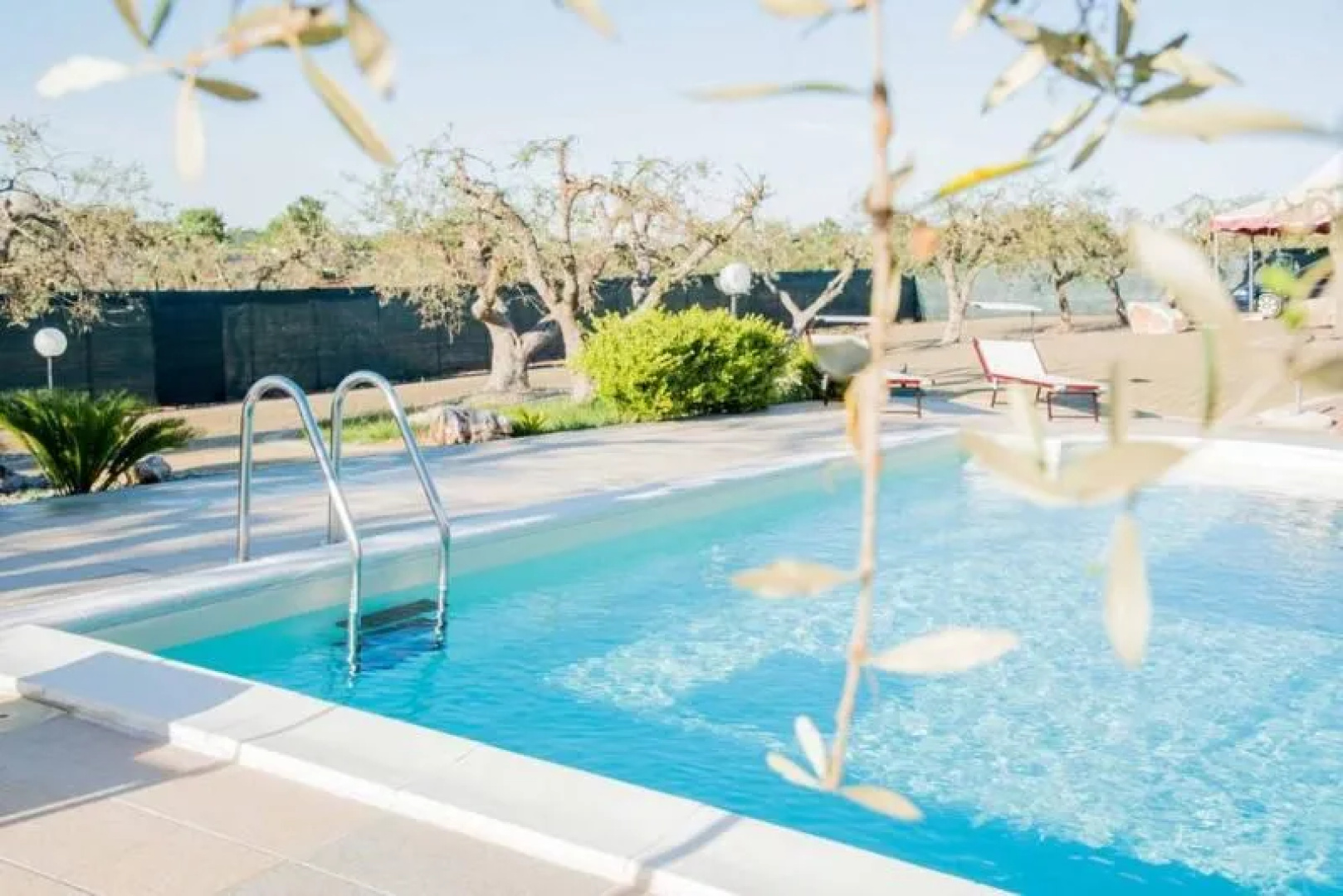 Trulli and pool Malvischi