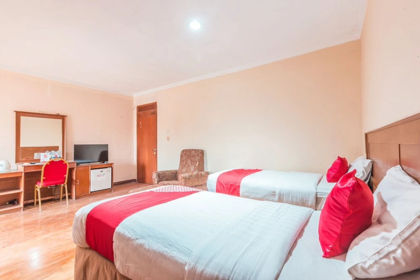 Taman Cibinong by OYO Rooms