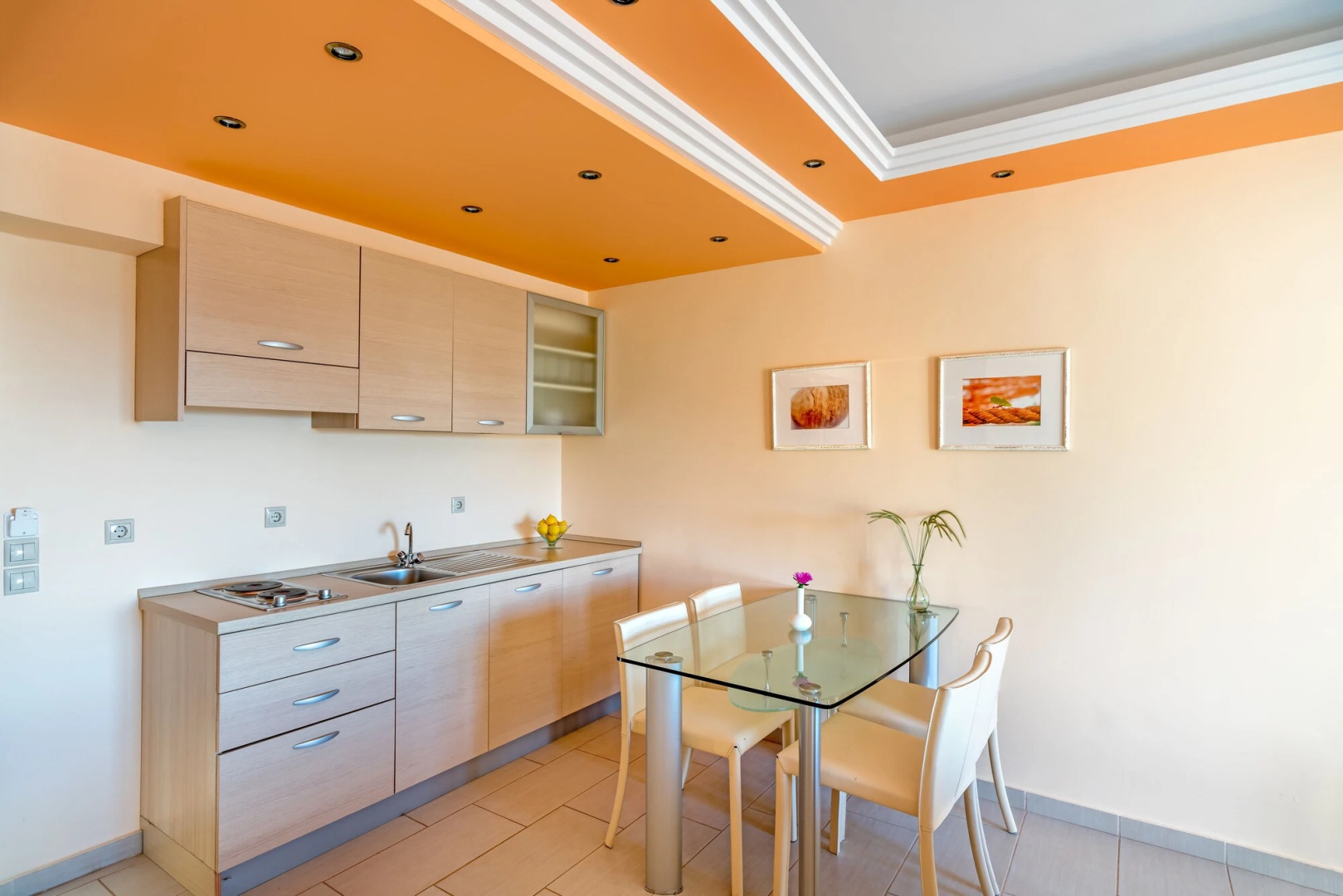 Ai Yannis Suites and Apartments Hotel