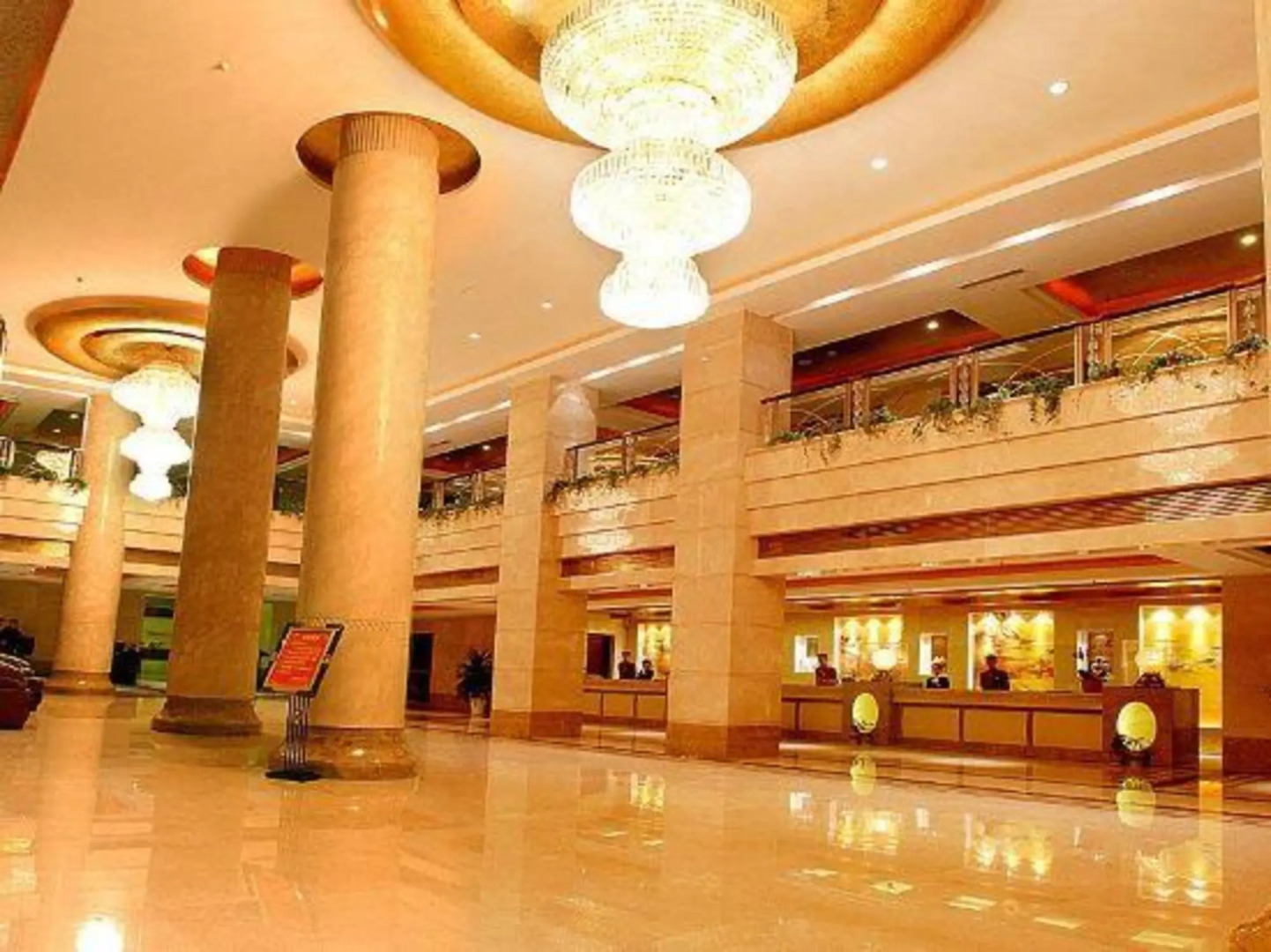 Taitan International Hotel