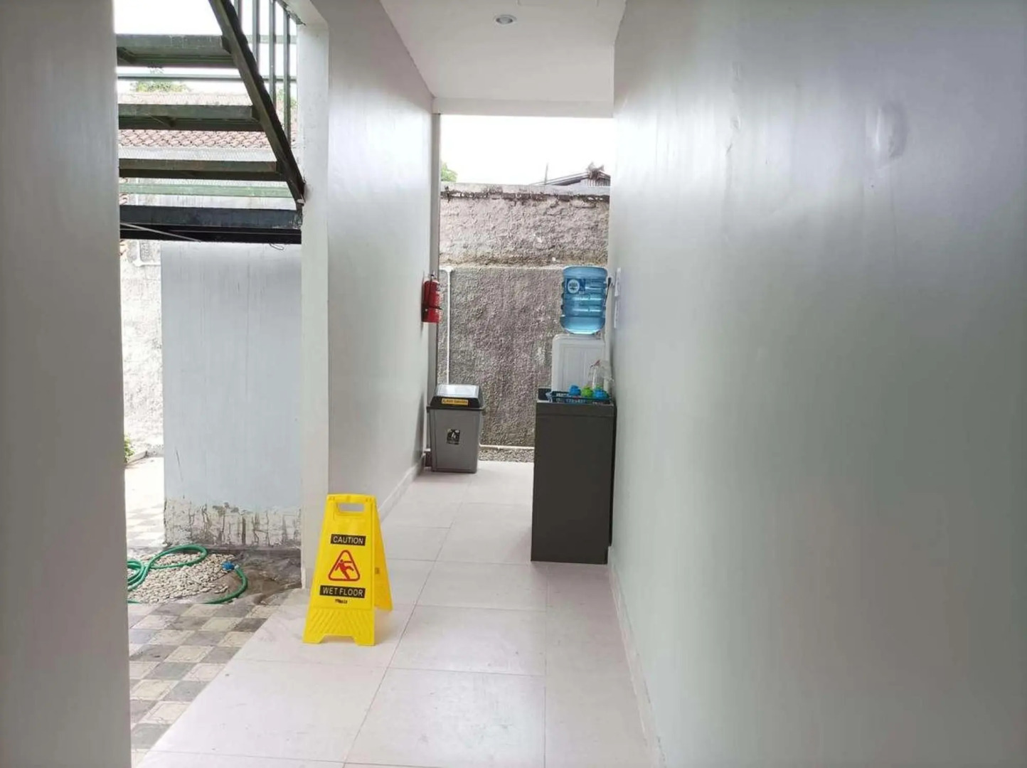 RedDoorz near Stasiun Batang