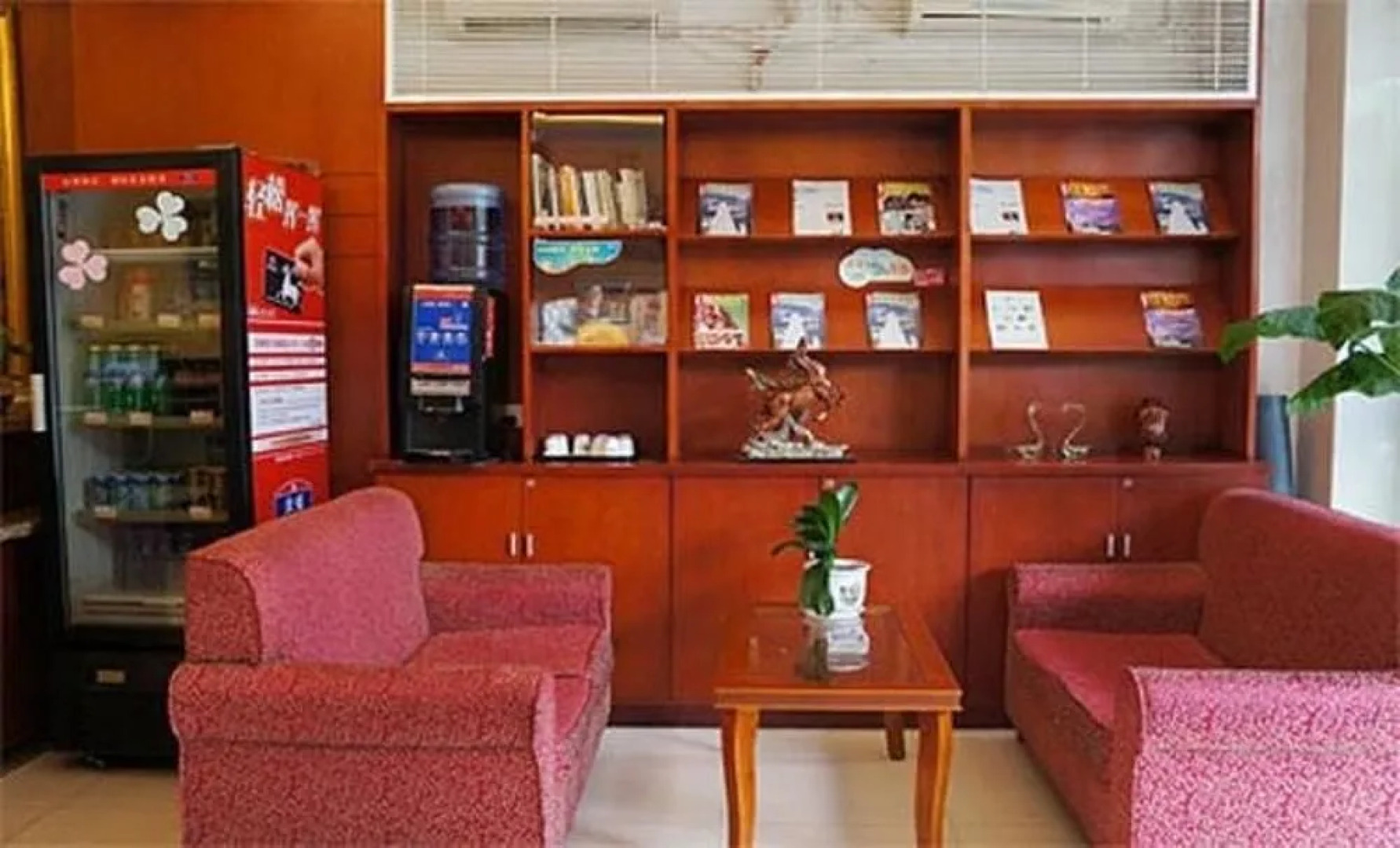 Hanting Express Zhenjiang Dashikou Store