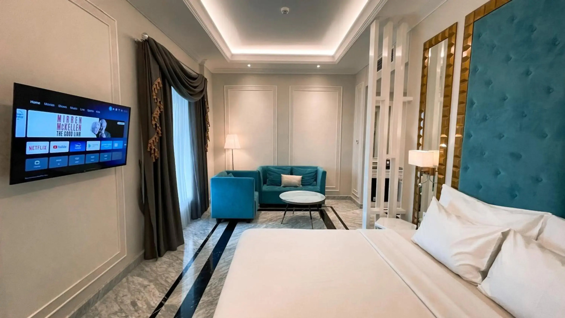 The Grantage Hotel & Sky Lounge