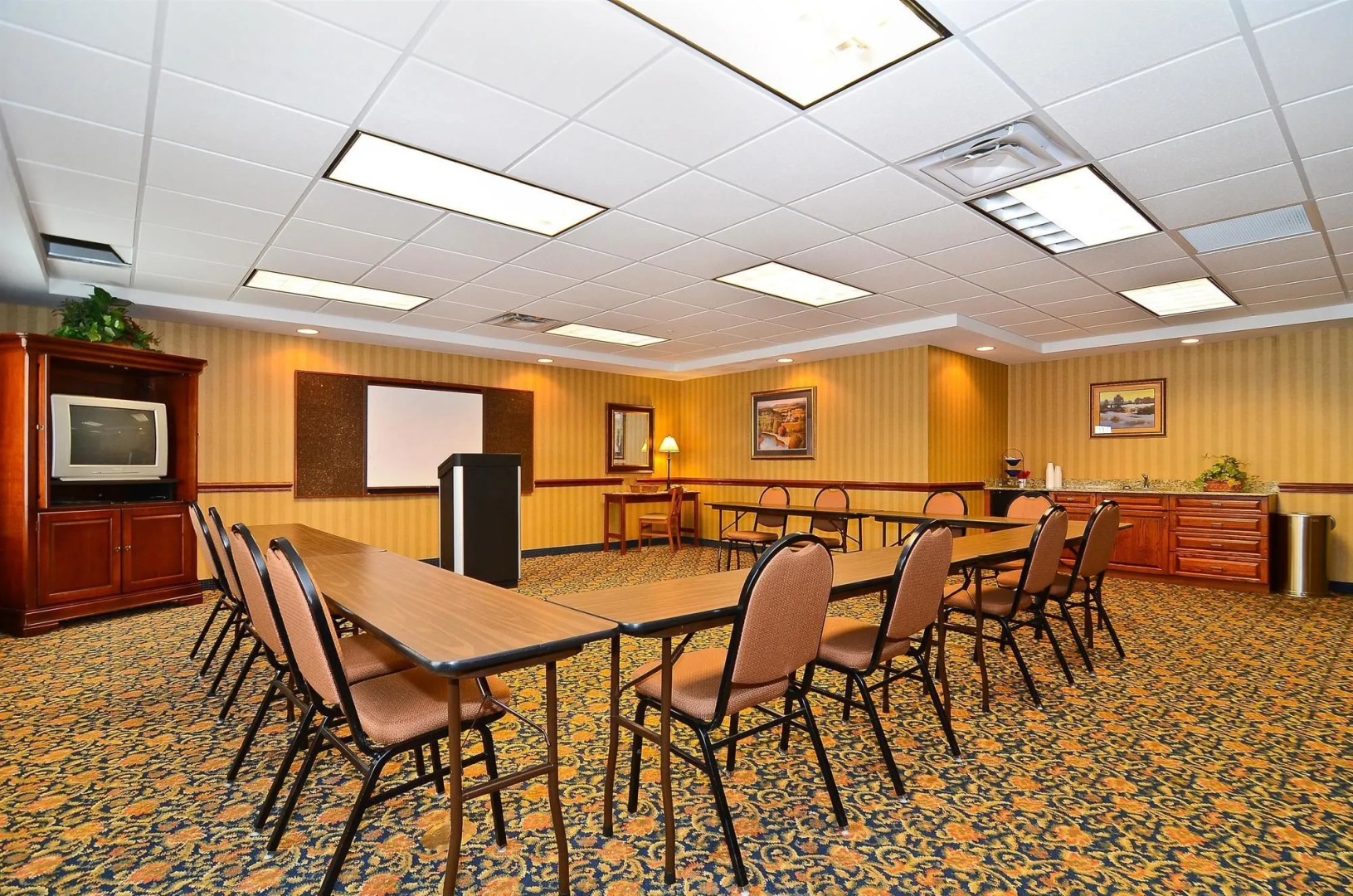 Best Western Executive Inn & Suites