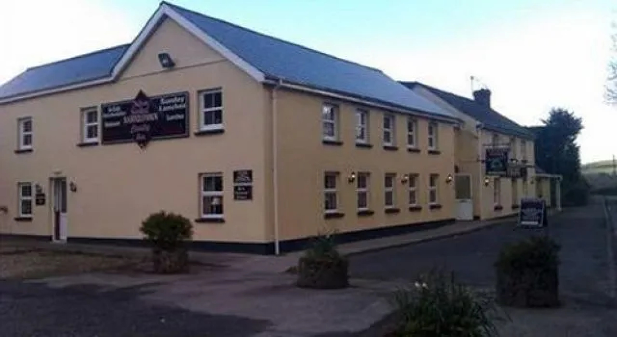 The Hollybrook Country Inn