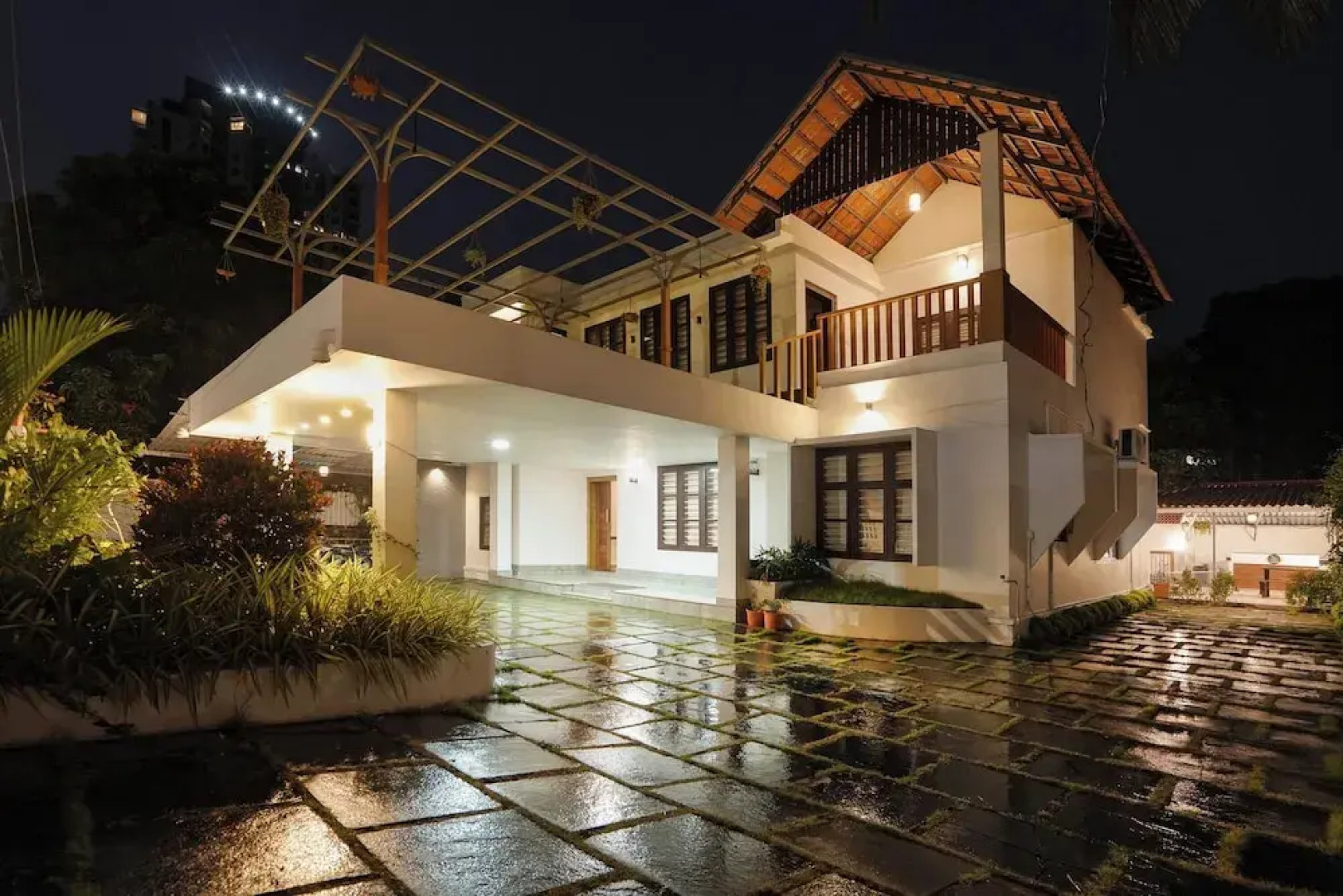 Tentgram Beach House Calicut