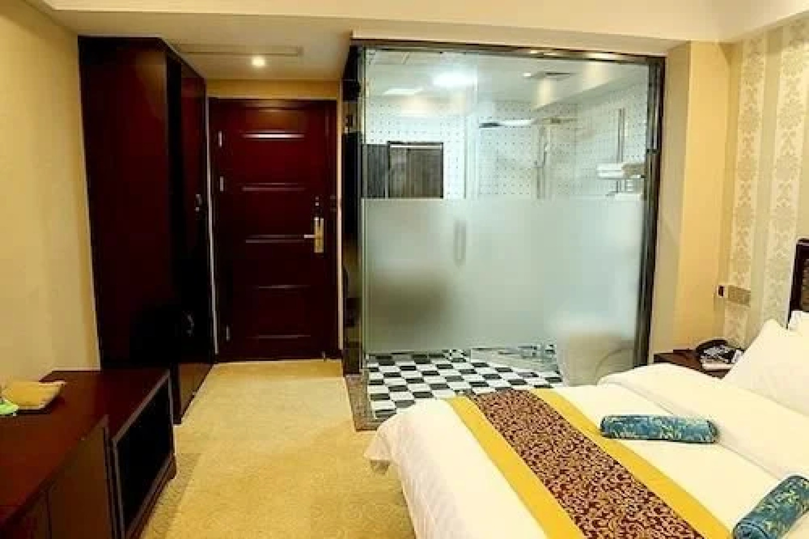 Nanlin Holiday Hotel