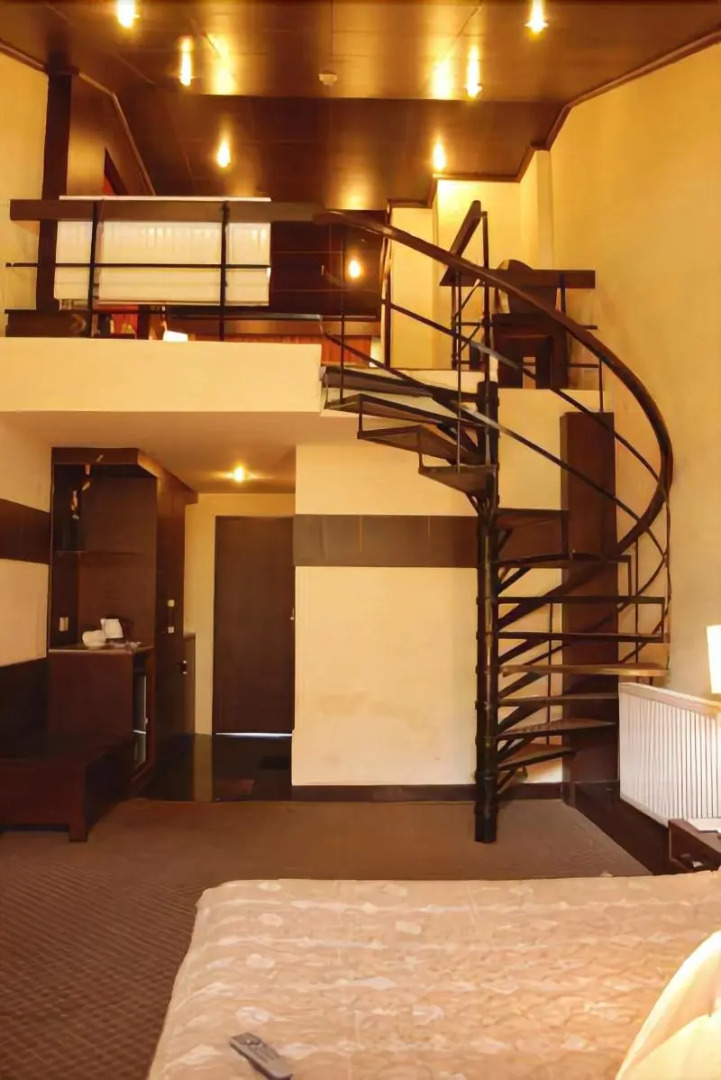 Renest River Country Resort Manali